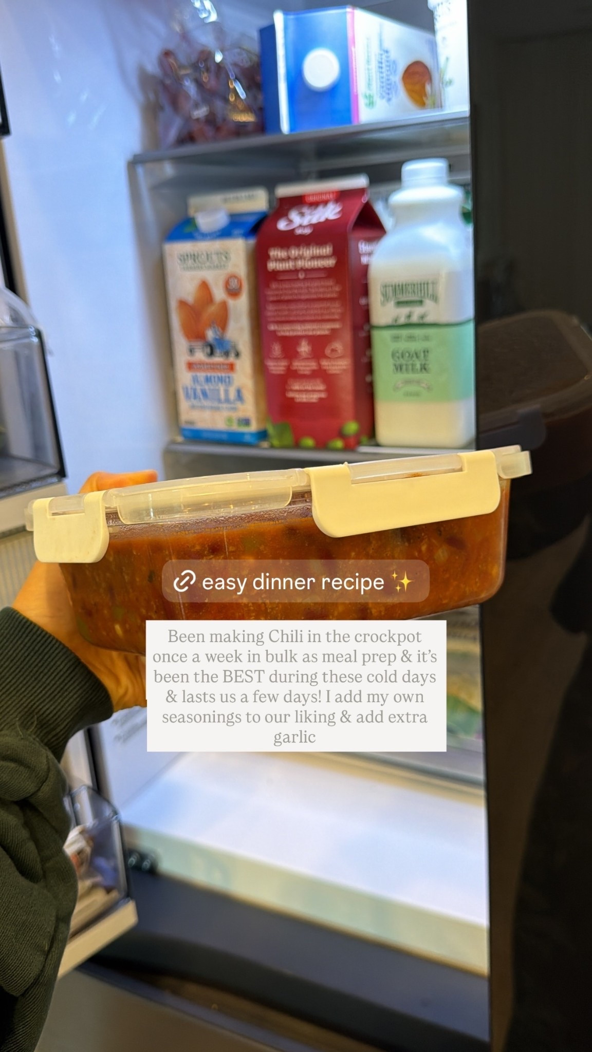 Been making Chili in the crockpot once a week in bulk as meal prep & it’s been the BEST during these cold days & lasts us a few days! I add my own seasonings to our liking & add extra garlic