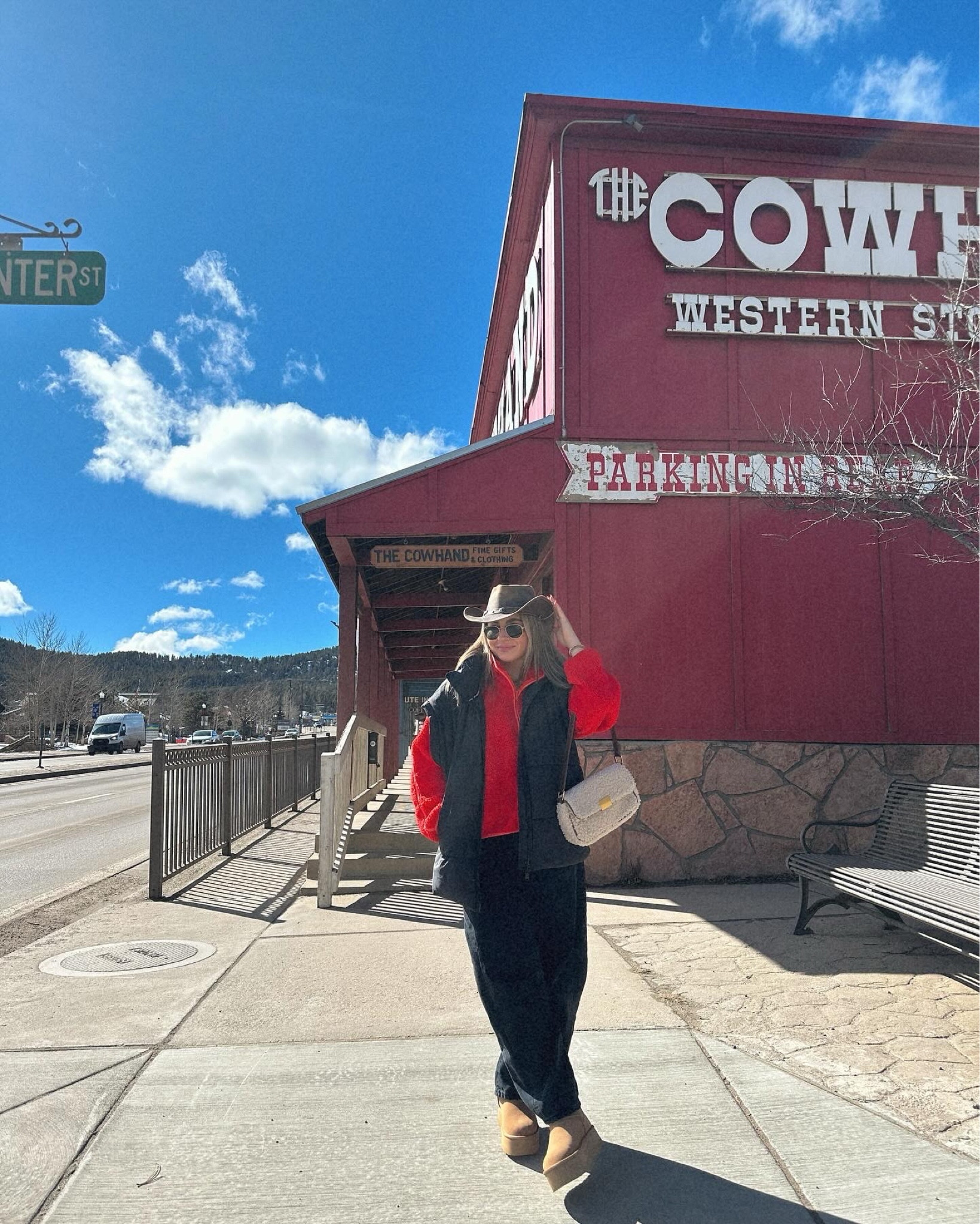 my fav 1/4 zip is back in stock!!!! wearing size small🤭 

#LTKFallSale #LTKStyleTip #LTKSaleAlert