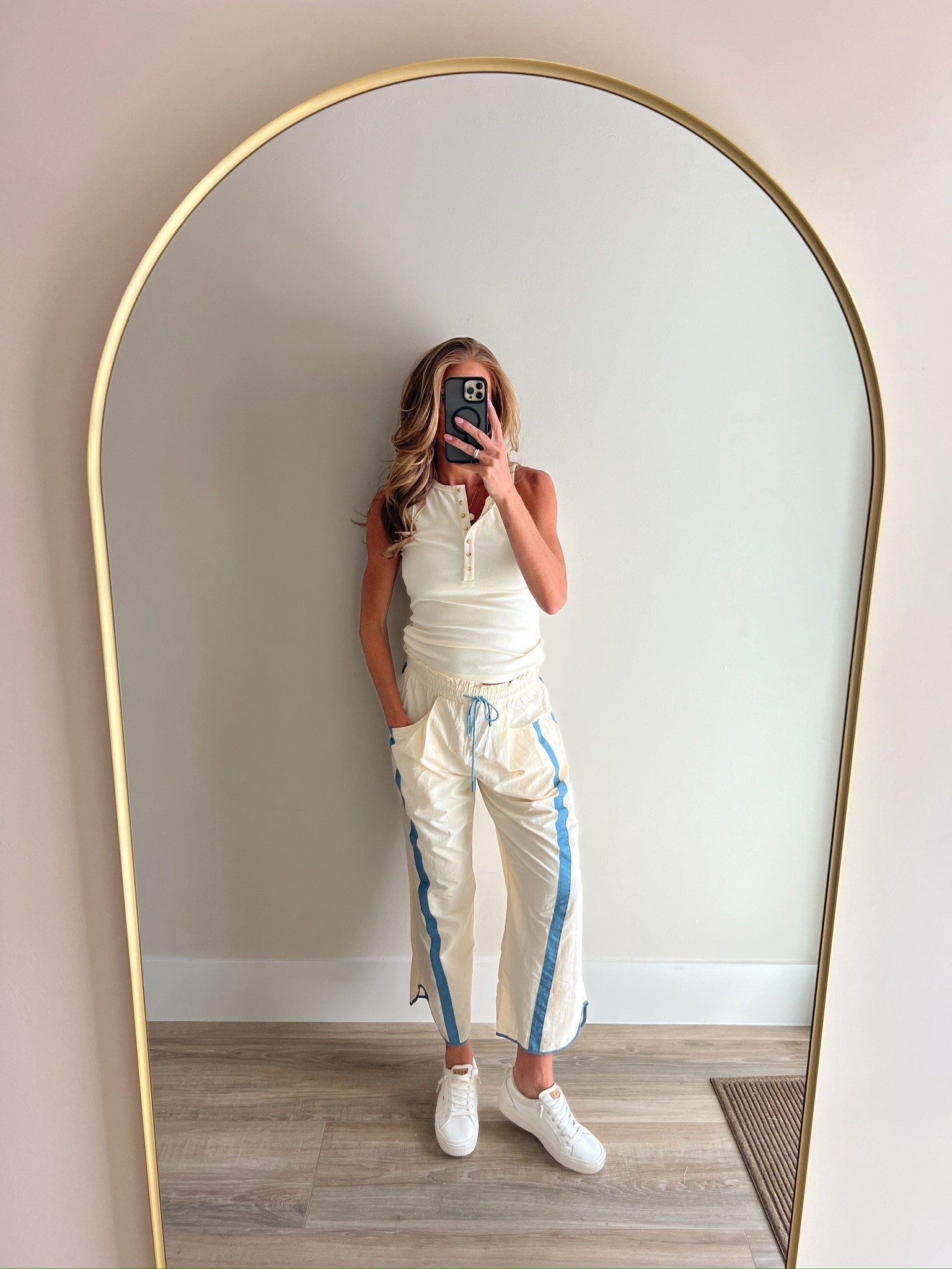 A beach outfits that’s perfect for running around or travel! 

20% off my sneakers with code ASHLEYB20!