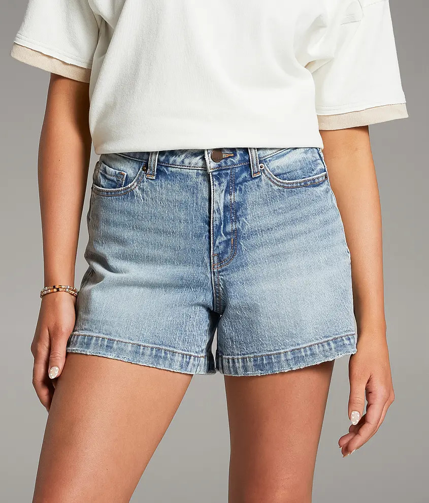 Billie Loose Stretch Short | Buckle