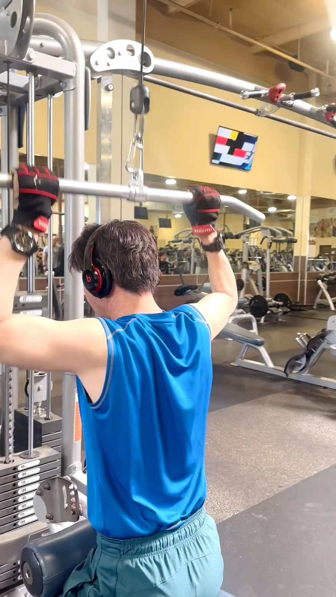 
Sunday workout — a steady reset before the week begins.


#SundayWorkout #WeekendReset #MoveWithIntention #MensFitness #ActiveLifestyle #LTKActive

#LTKActive #LTKfitnessgoals #LTKMens