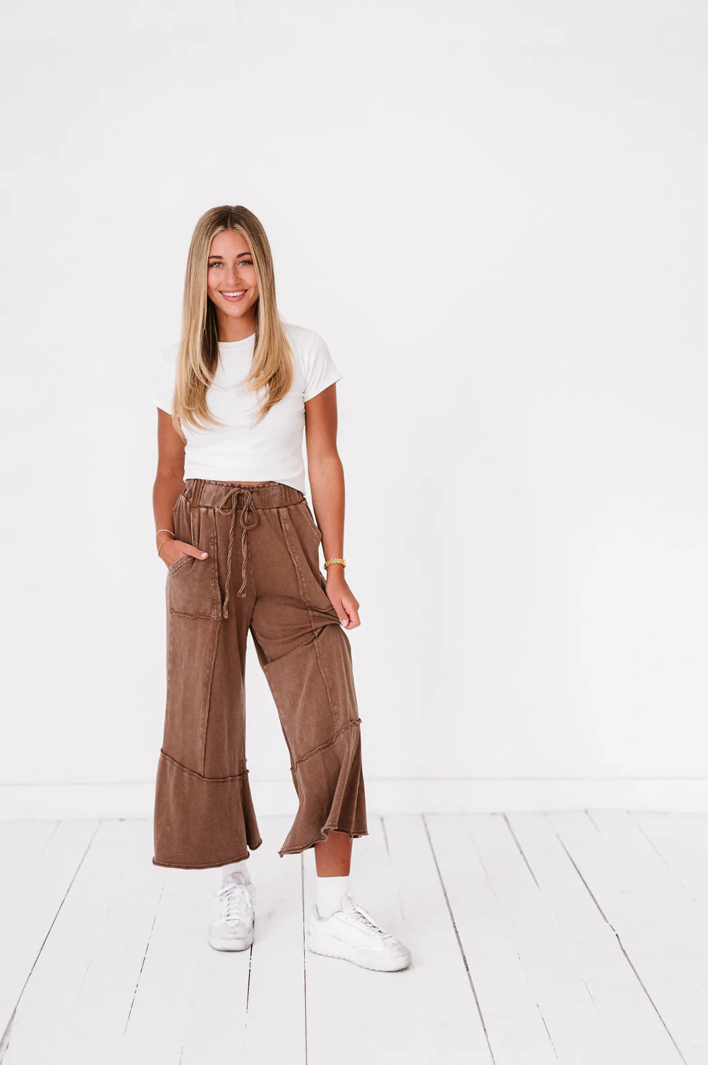 Whitney Pants in Brown | FEHRNVI