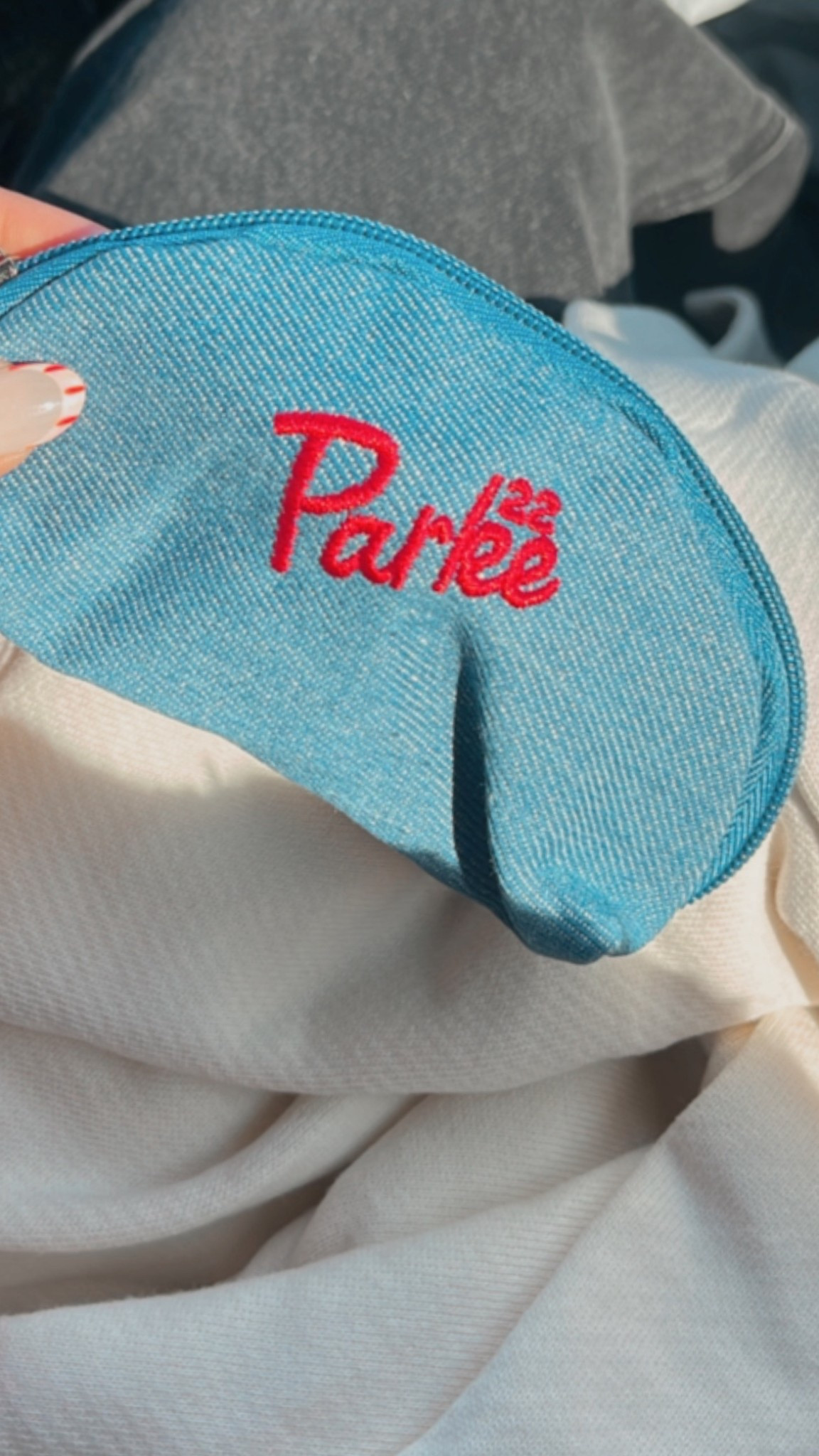 Parke really knows how to nail the details with their Claw Clip bag & Gorg oversized Mockneck sweaters 

#LTKU #LTKStyleTip