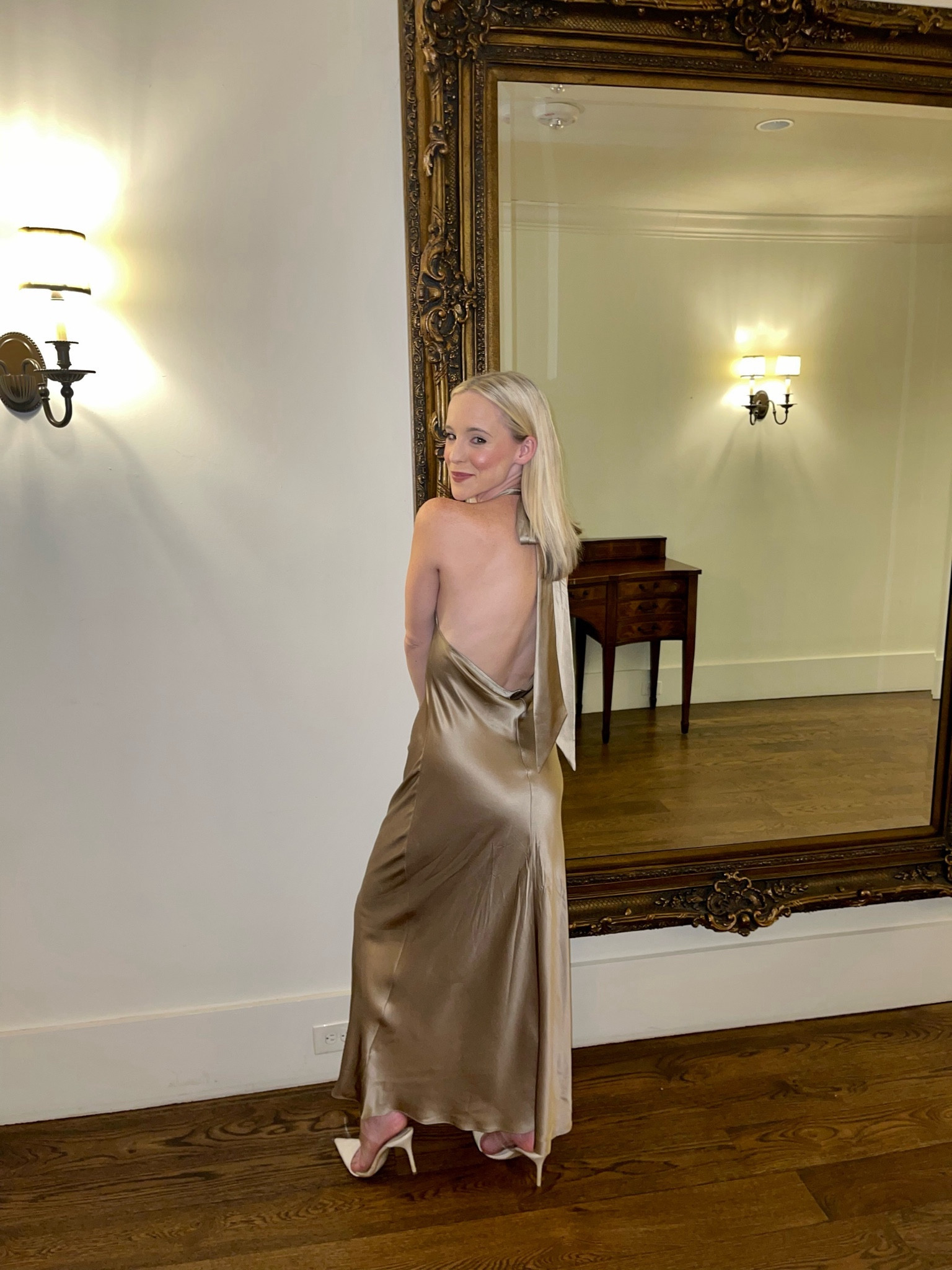 The only way to show up to a black tie wedding ✨ Silk Maison took care of me!

https://www.silkmaison.com/product/french-bow-halterneck-silk-maxi-dress-2/?gad=1

#LTKSeasonal #LTKparties