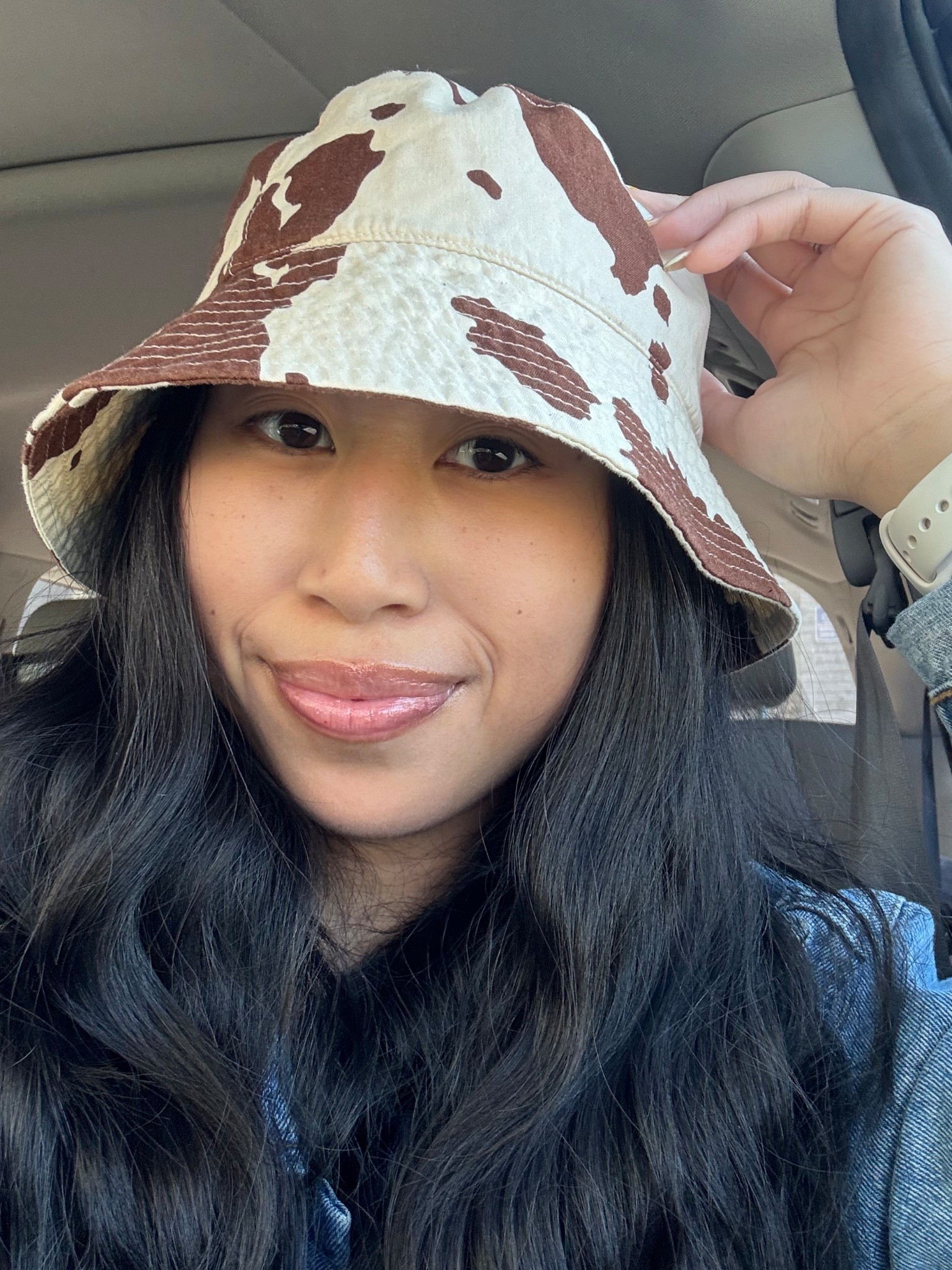 Suns out! Been loving this bucket hat from Baggu for two years now. It’s sadly sold out online but I’ve linked a few similar designs! Protect that skin yall☀️👒

Also linked my new FAVORITE lip balm of all time. It’s truly the 🐐 and ON SALE at Ulta!!!

#LTKSaleAlert #LTKStyleTip #LTKBeauty