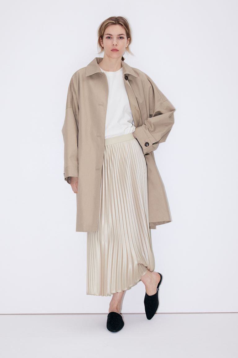 Pleated skirt - High waist - Midi - Light beige - Ladies | H&M GB | H&M (UK, MY, IN, SG, PH, TW, HK)