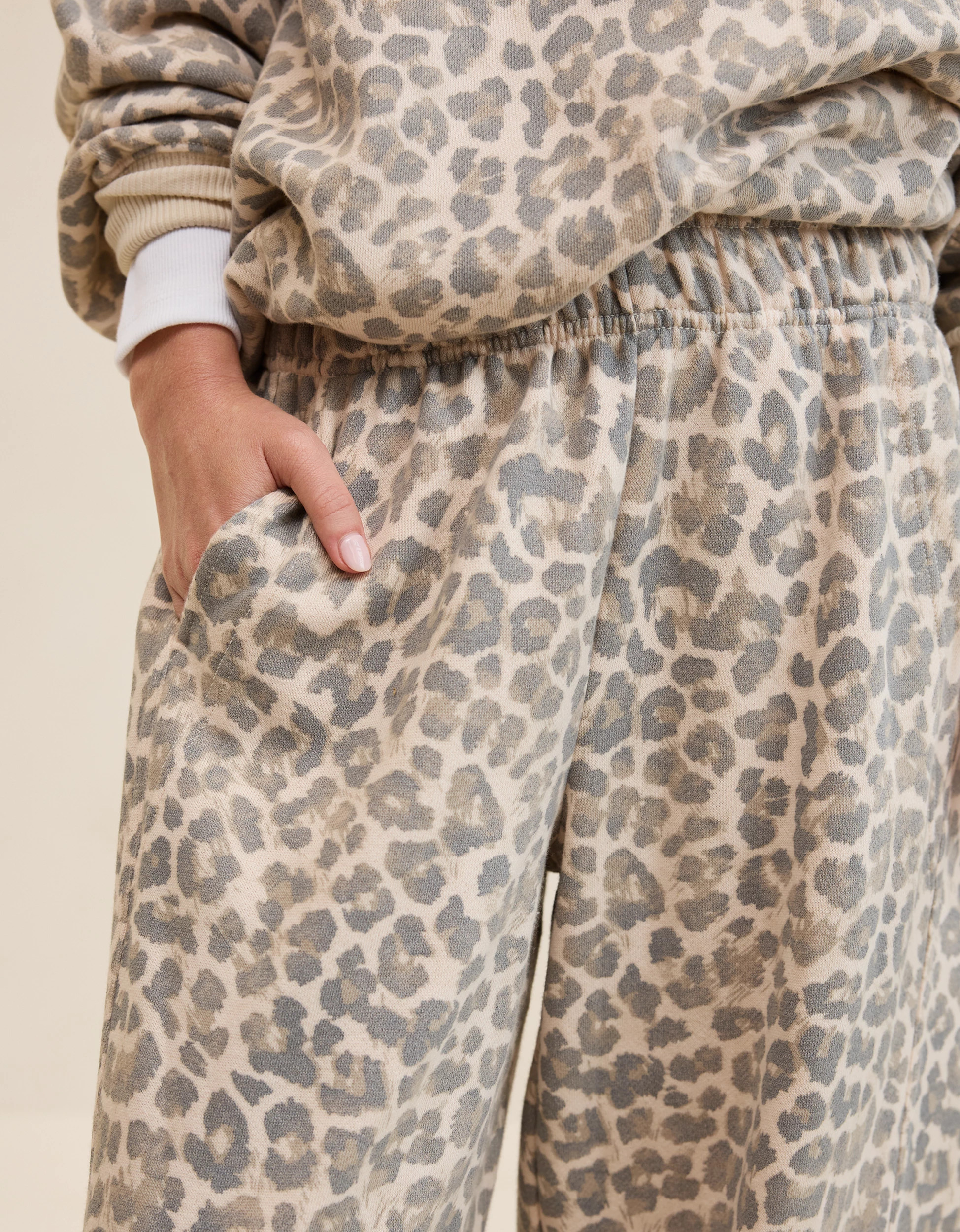 Aerie Oh Zip! Barrel Pant | Aerie