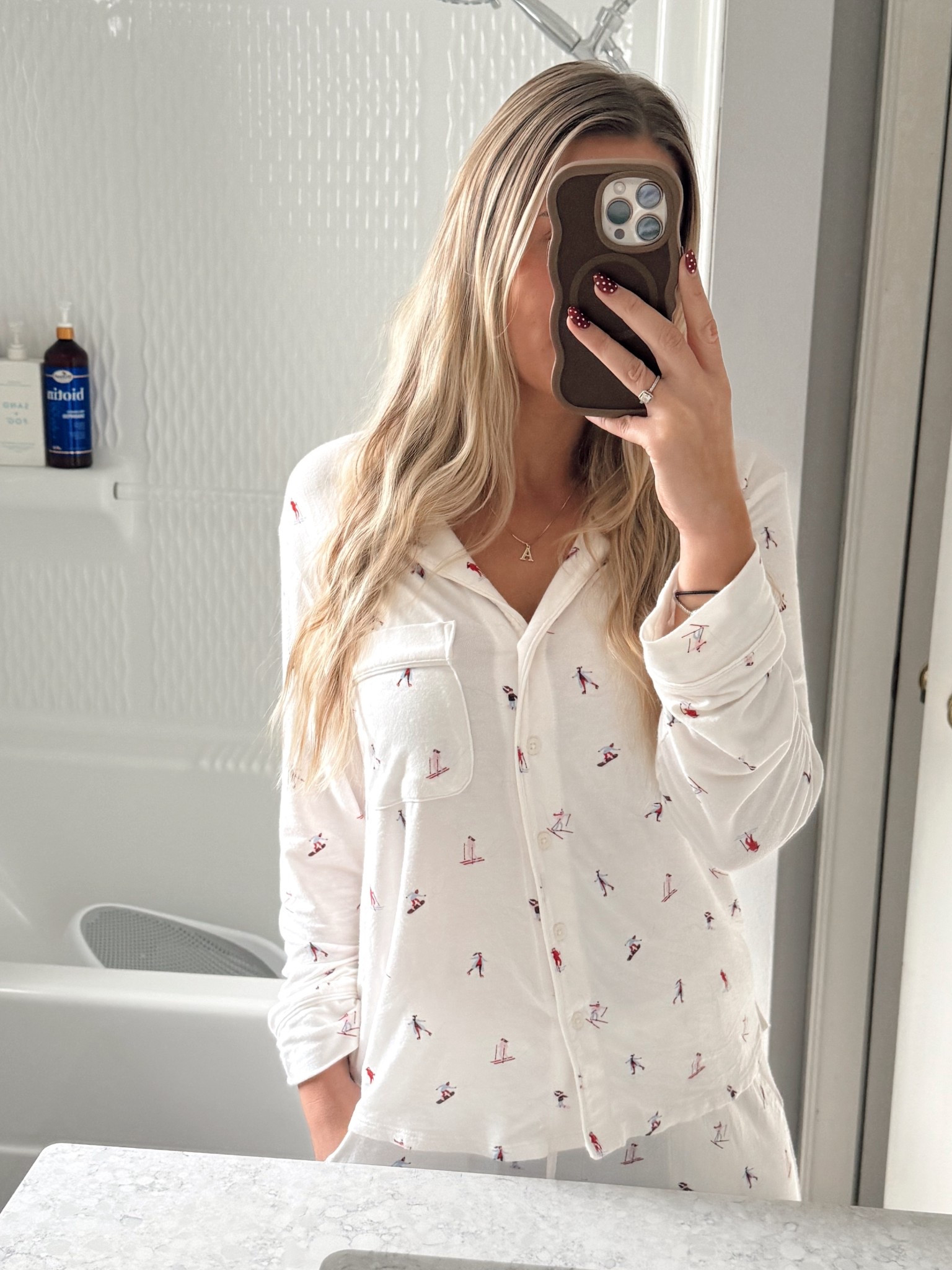 Target pajamas are elite👏🏼🎯

#pajamas #christmas #christmaspajamas #giftdea #target #lounge #loungewear #amazon #phonecase

#LTKFindsUnder50 #LTKmorningroutine #LTKselfcare