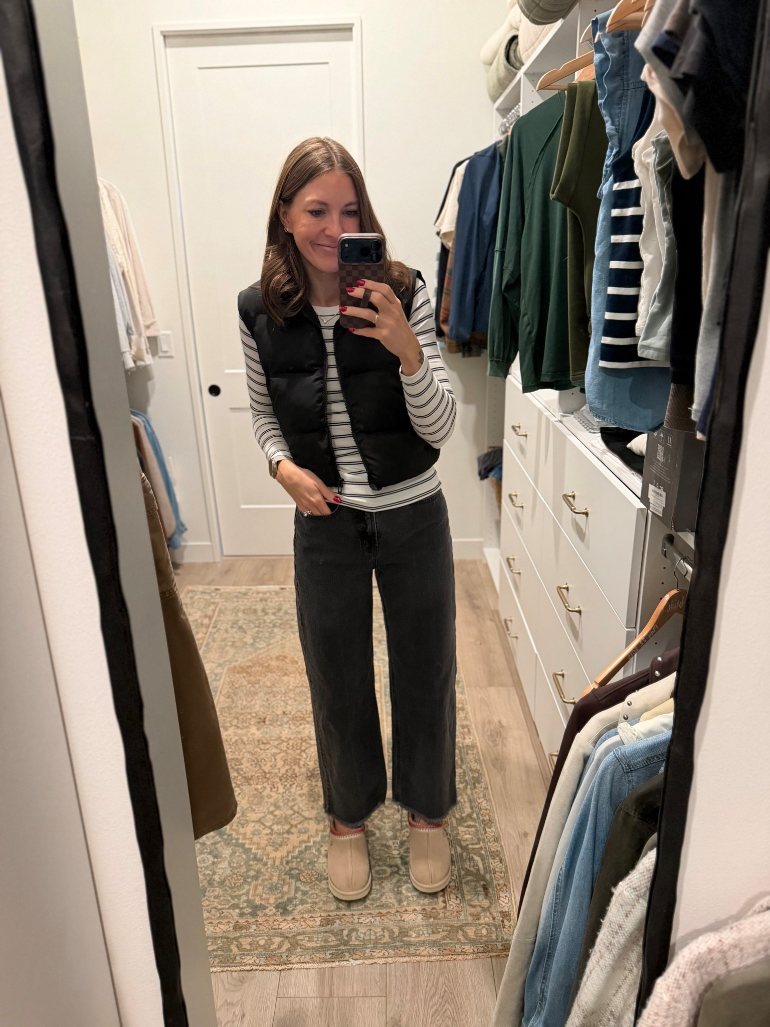 These jeans are 40% off! Wearing a 4 regular and I trimmed the bottom with ✂️

#LTKTall #LTKFindsUnder50 #LTKSaleAlert