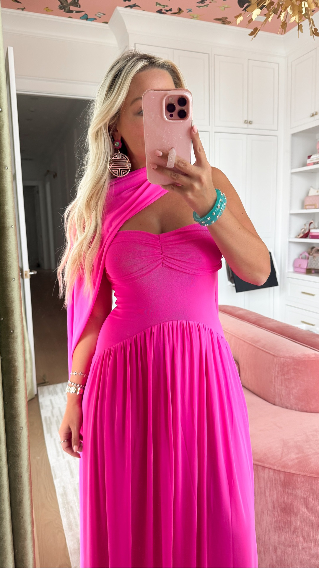 I’m in love with this dress!!!

#LTKPetite #LTKTravel #LTKWedding