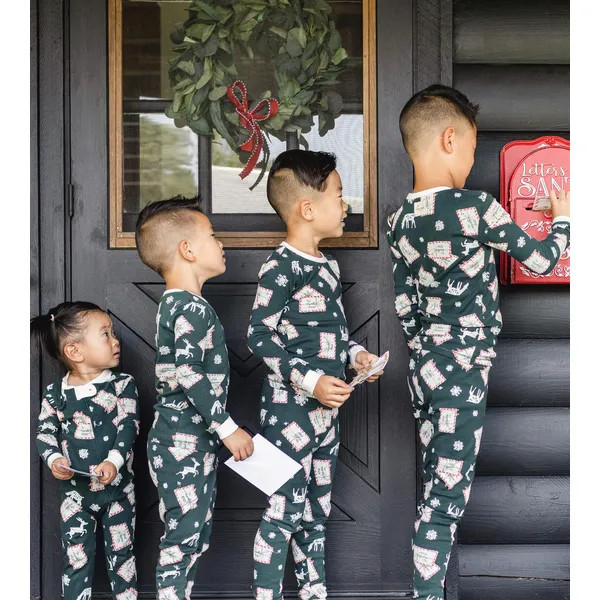 Christmas Matching Family Pajamas | Burts Bees Baby