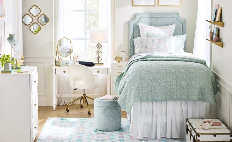 ✨ Turning my dorm into a Kendra Scott dream ✨ because pretty spaces = better study vibes 📚💛 #DormGoals #DormInspo #KendraScottHome #DormRoomGoals #BackToSchoolVibes #LTKHome #DormDecor #CollegeDecor #DormRoomInspo #LTKBackToSchool #DormAesthetic #StudyInStyle #CollegeLifeDecor #DormMakeover #DormStyle

#LTKHome #LTKStyleTip #LTKFindsUnder100