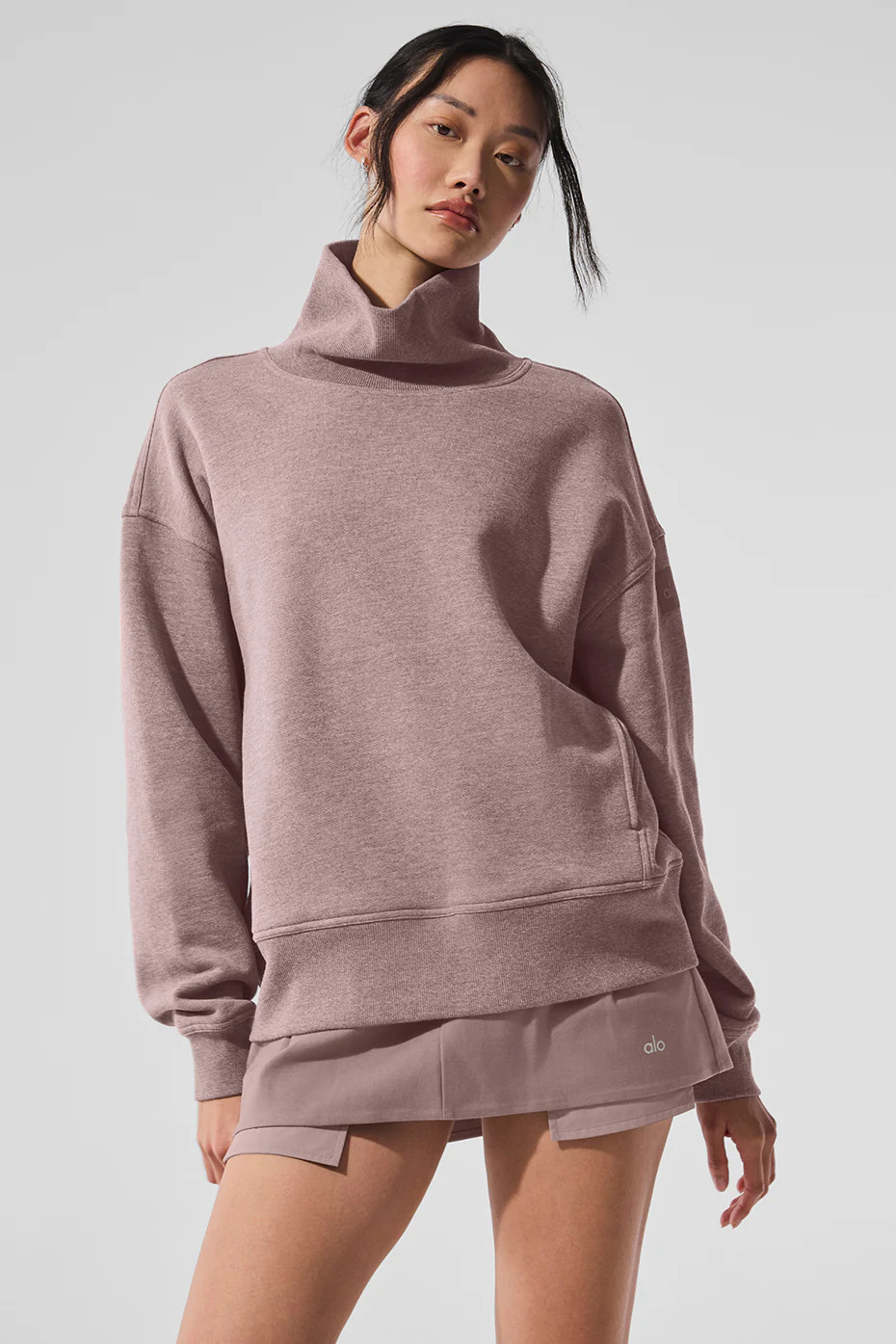 Alo YogaÂ® | Hazy Mock Neck Pullover Top in Mushroom Heather Brown, Size: Medium | Alo Yoga (US)