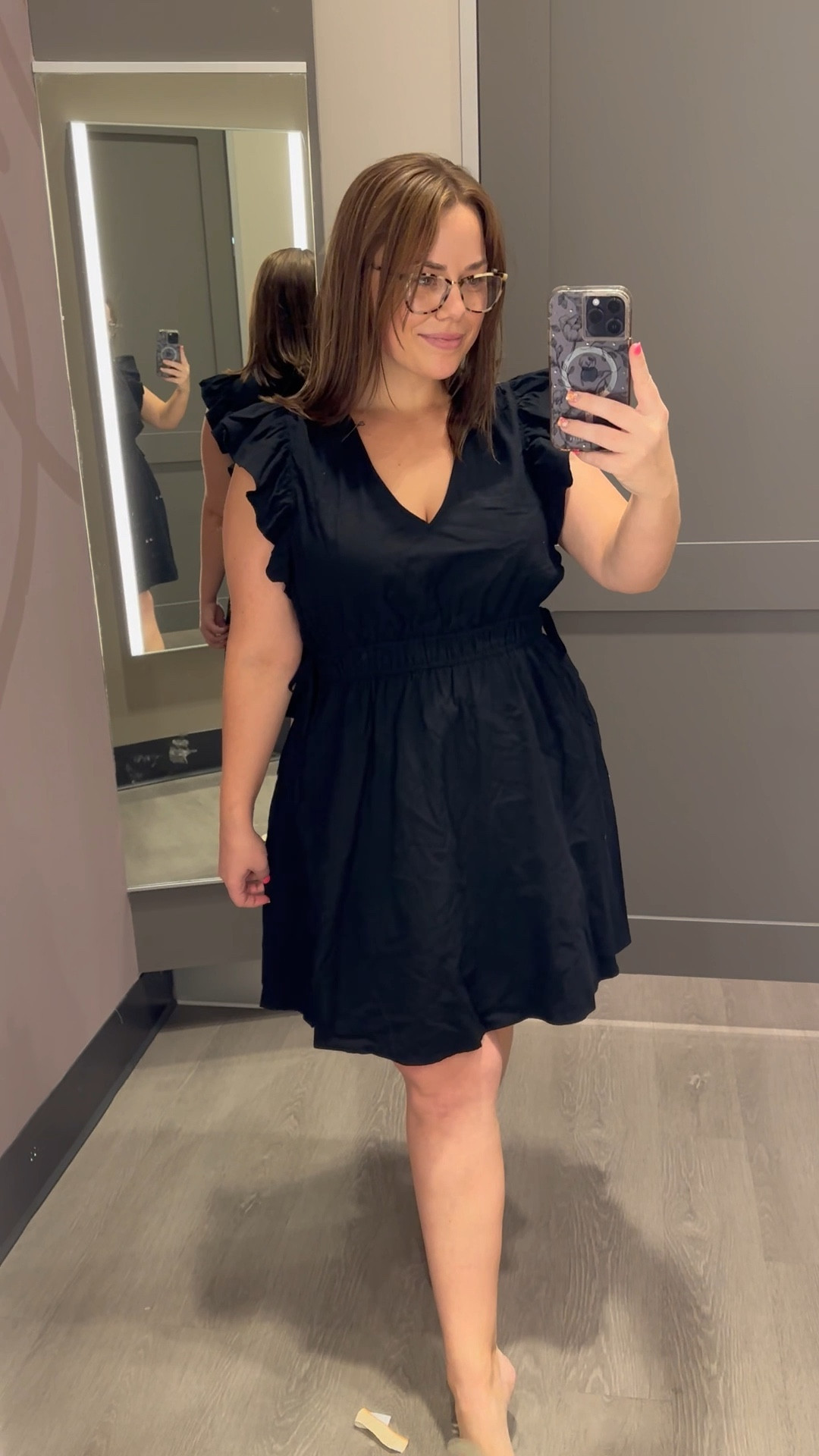 The perfect little black dress 🖤 wearing Large

wedding guest
Mother’s Day 
cocktail dress
Country concert
Maternity 

#LTKFind #LTKcurves #LTKSeasonal