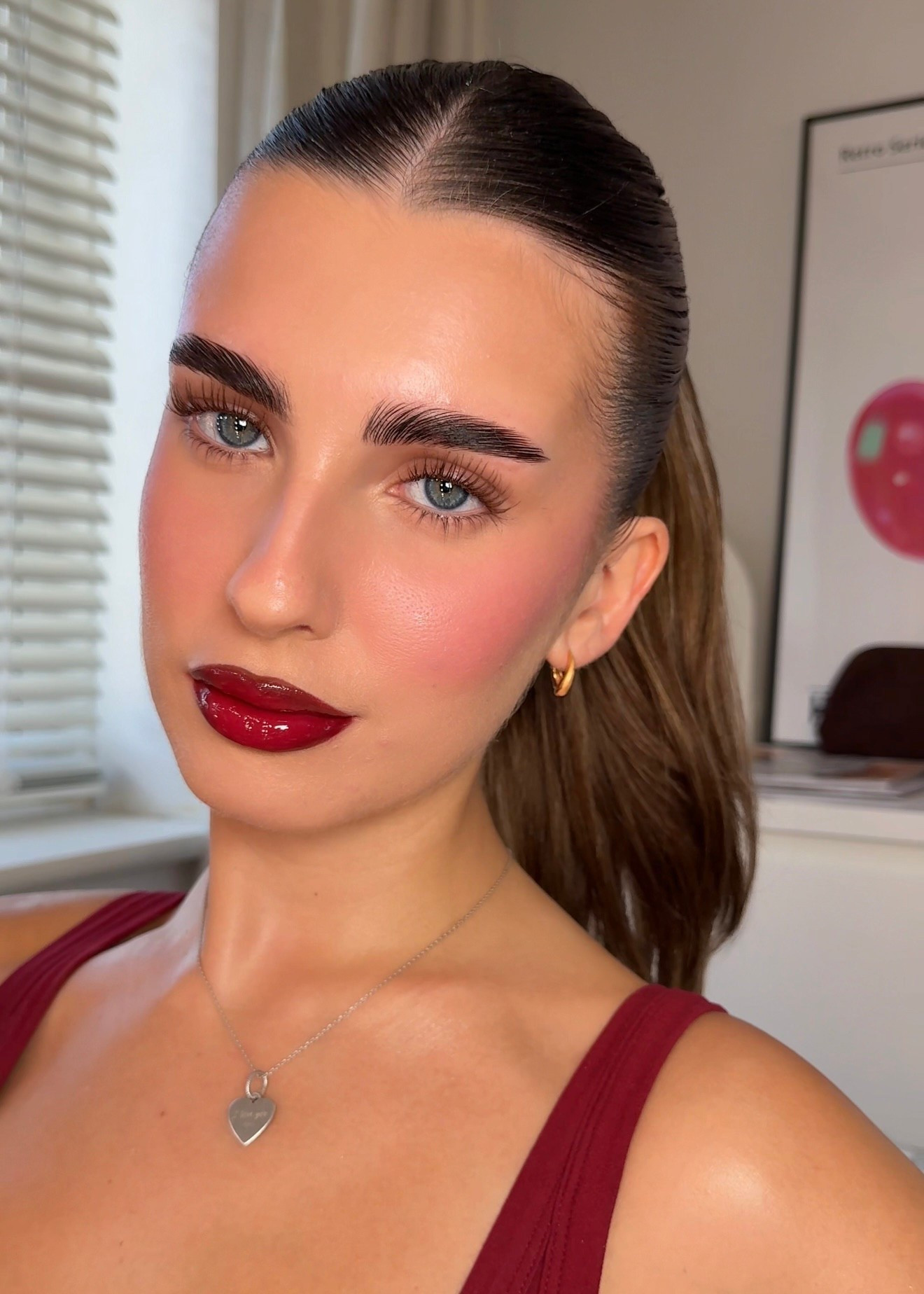 🍷❤️

Glam makeup, gold hoops, silver necklace, brows

#LTKbeauty #LTKCyberWeek #LTKuk