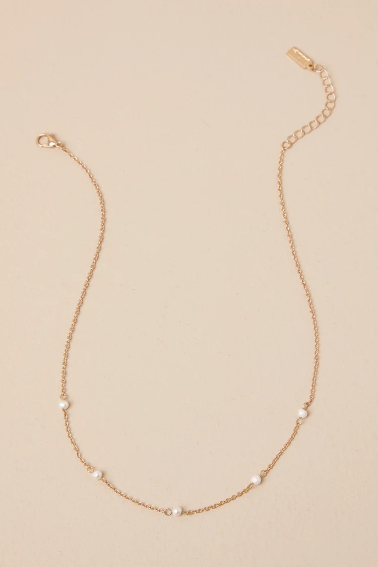 Perfectly Pretty Gold and Pearl Necklace | Lulus