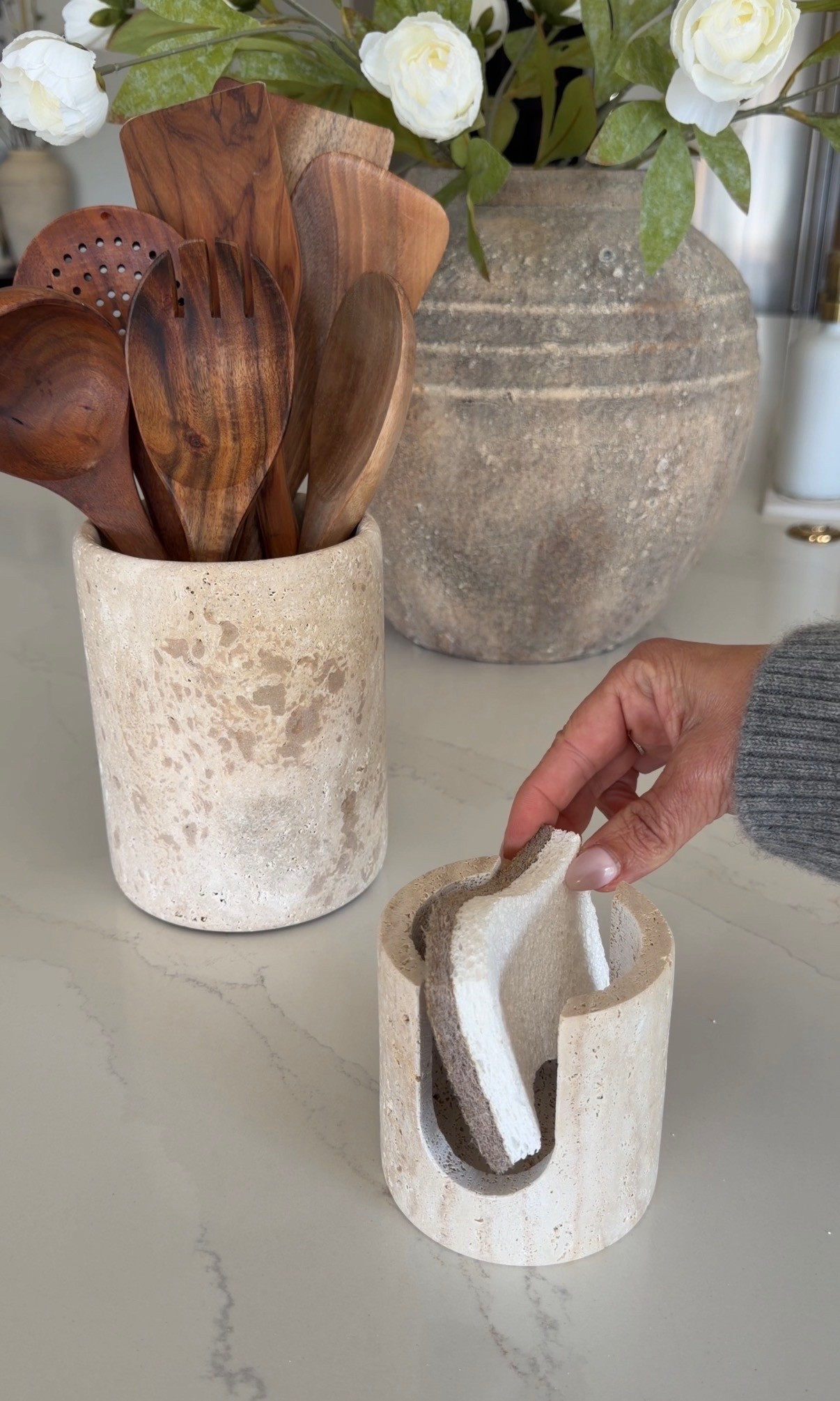 The prettiest marble kitchen finds. Amazon marble utensil and sponge holder.


#LTKfoodie #LTKHome
