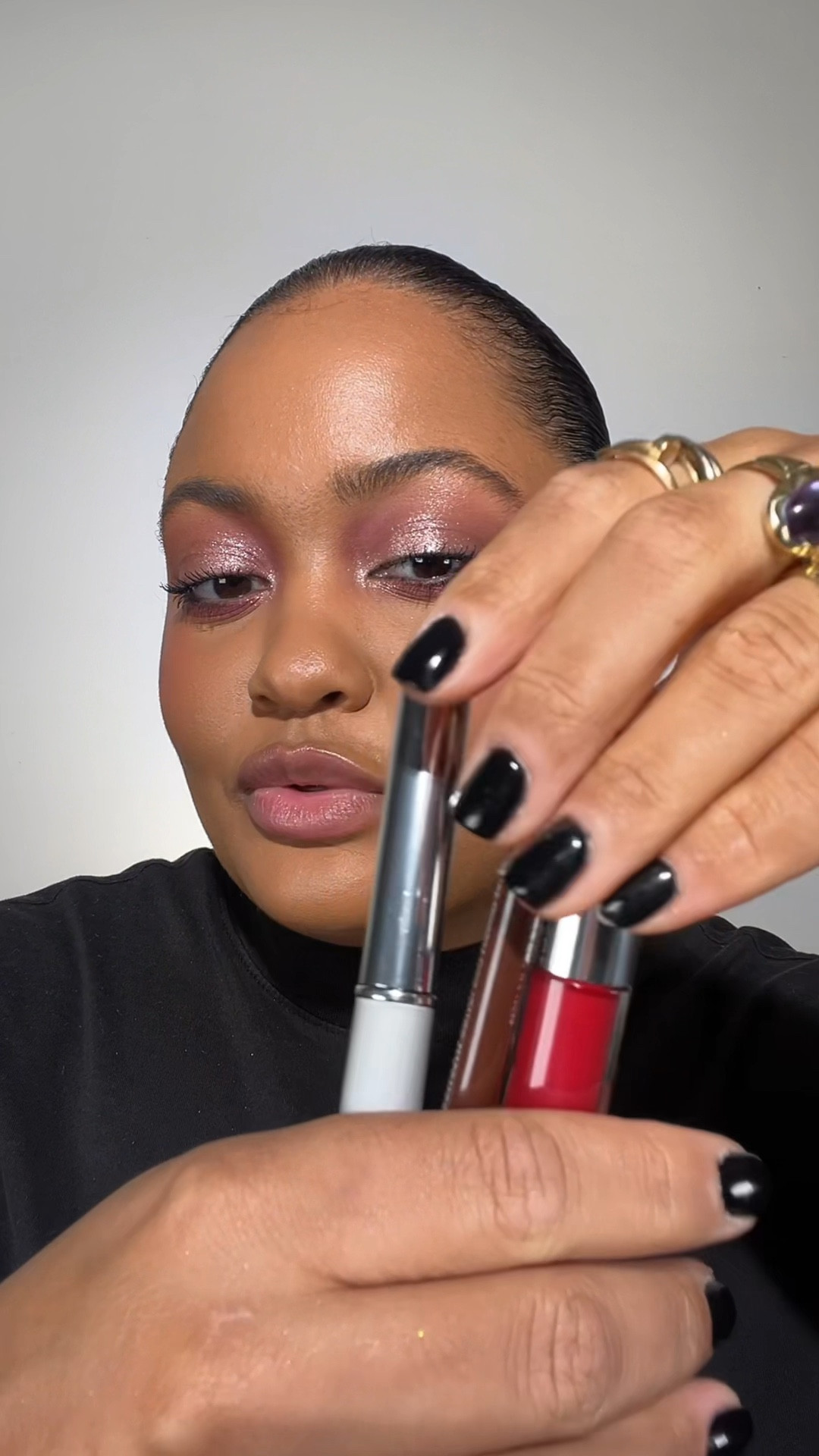 🍒 Cherry Cola Lips using favorites from Clinique code NAIMA for 20% off on the clinique.nl websitee

#LTKHoliday #LTKeurope #LTKbeauty