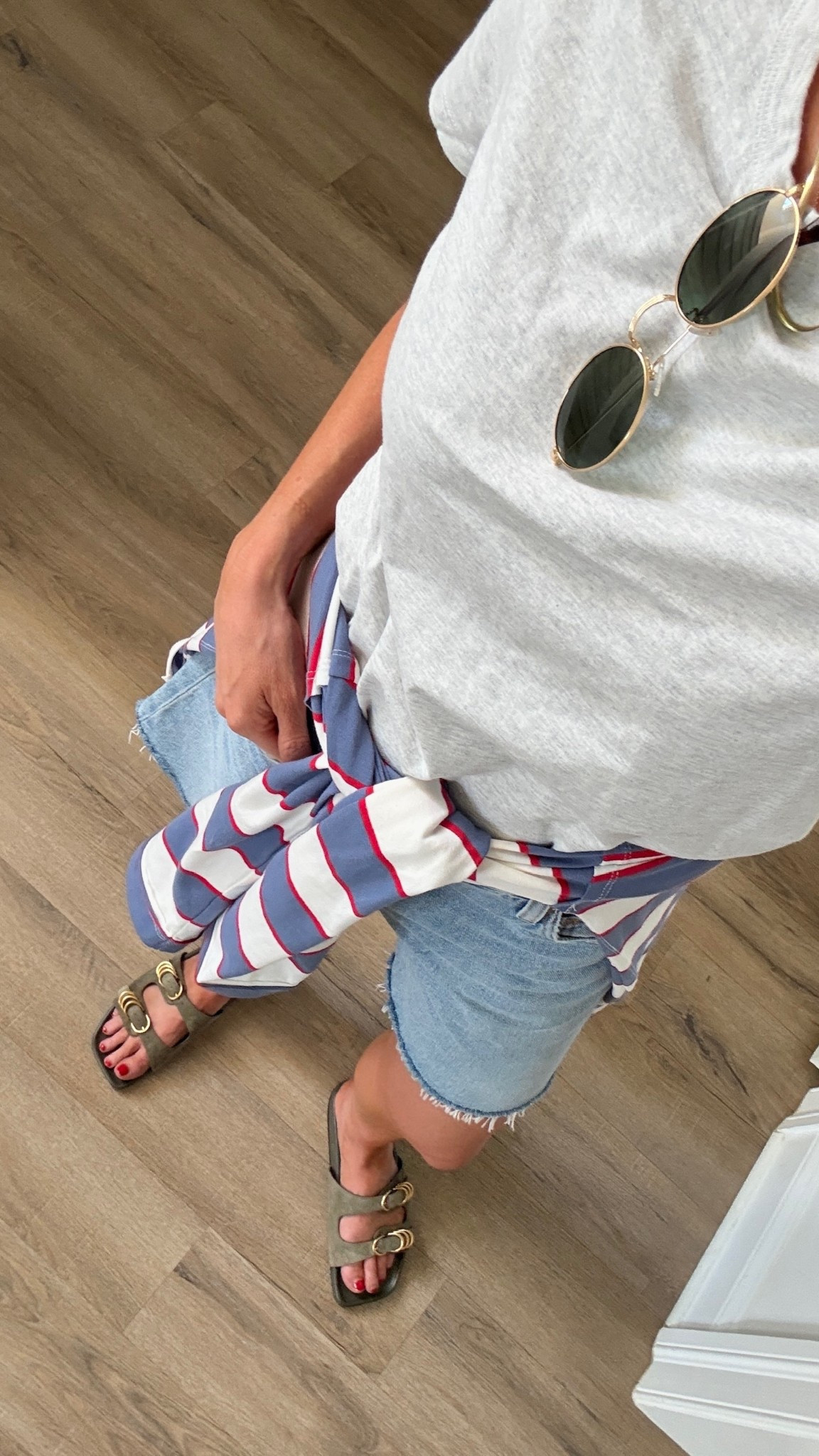 Perfect tee + denim shorts for spring! 

#LTKSeasonal #LTKootd #LTKgrwm