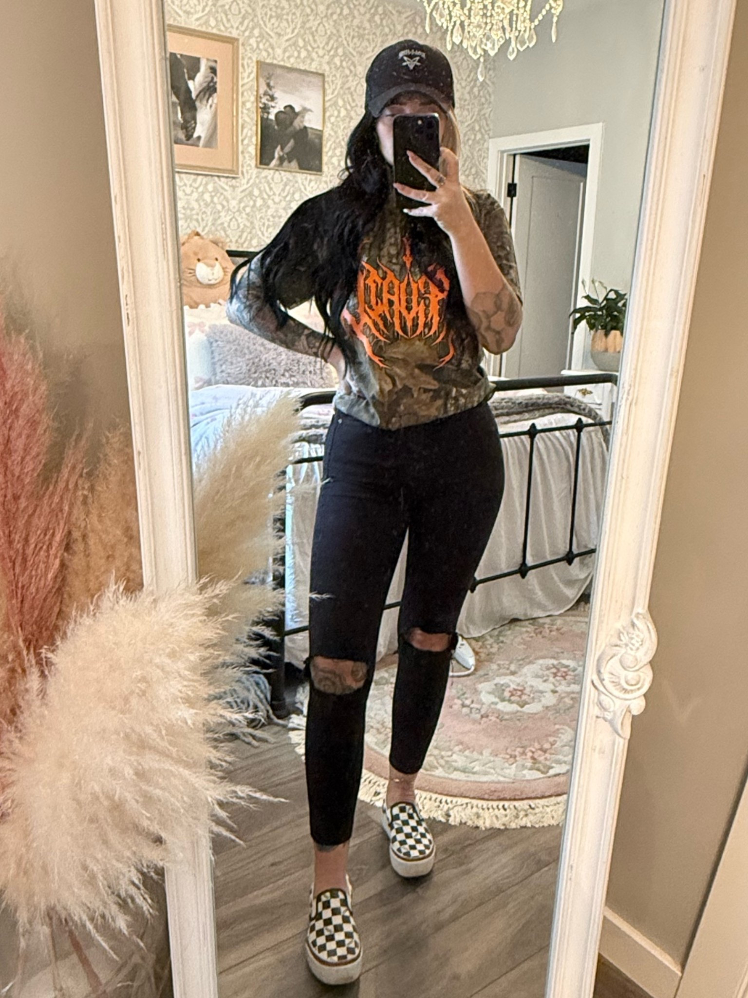 “Hey, what does your shirt say?”
“Born to suffer”

Shirt: I Prevail back T-shirt
Jeans: top shop
Shoes: era vans
Hat: Falling In Reverse band cap

#LTKcanada #LTKsummer #LTKjeans