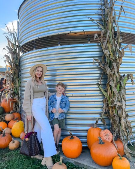 Perfect sunny day at the pumpkin patch 


#LTKSeasonal