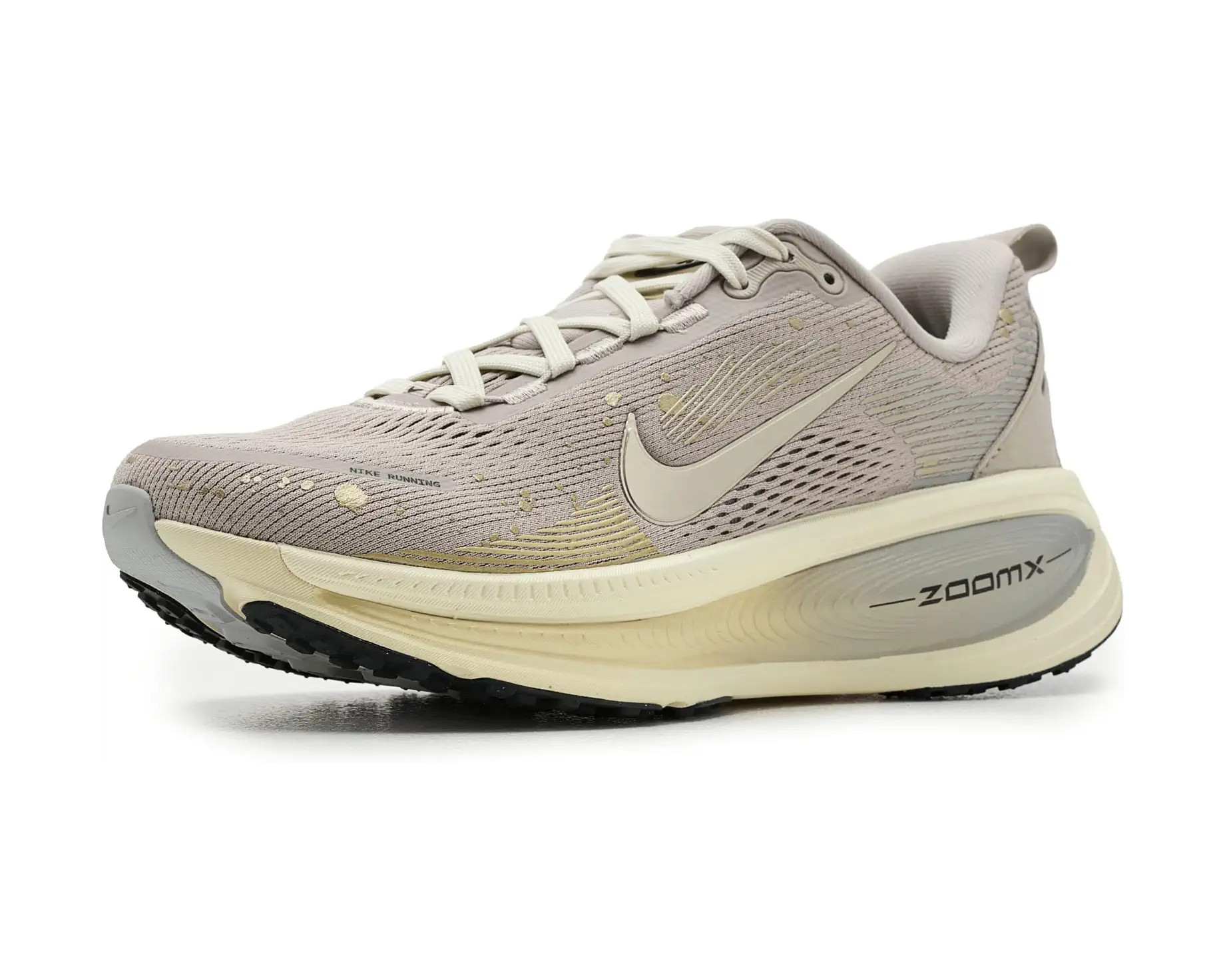 Women's Nike Vomero 18 SE | Zappos.com