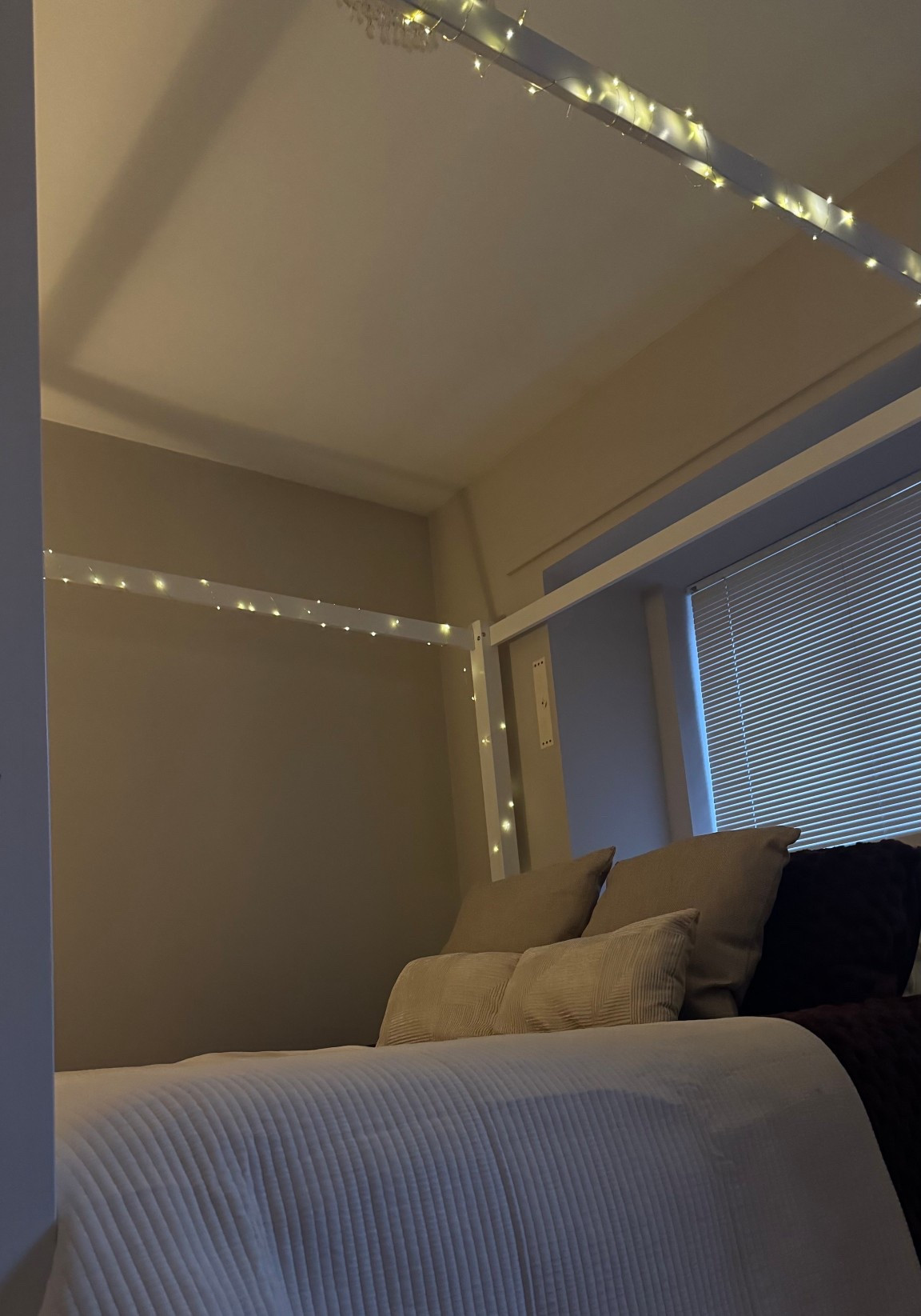 Fairy lights to warm the winter mornings 

#LTKwinter #LTKuk #LTKautumn