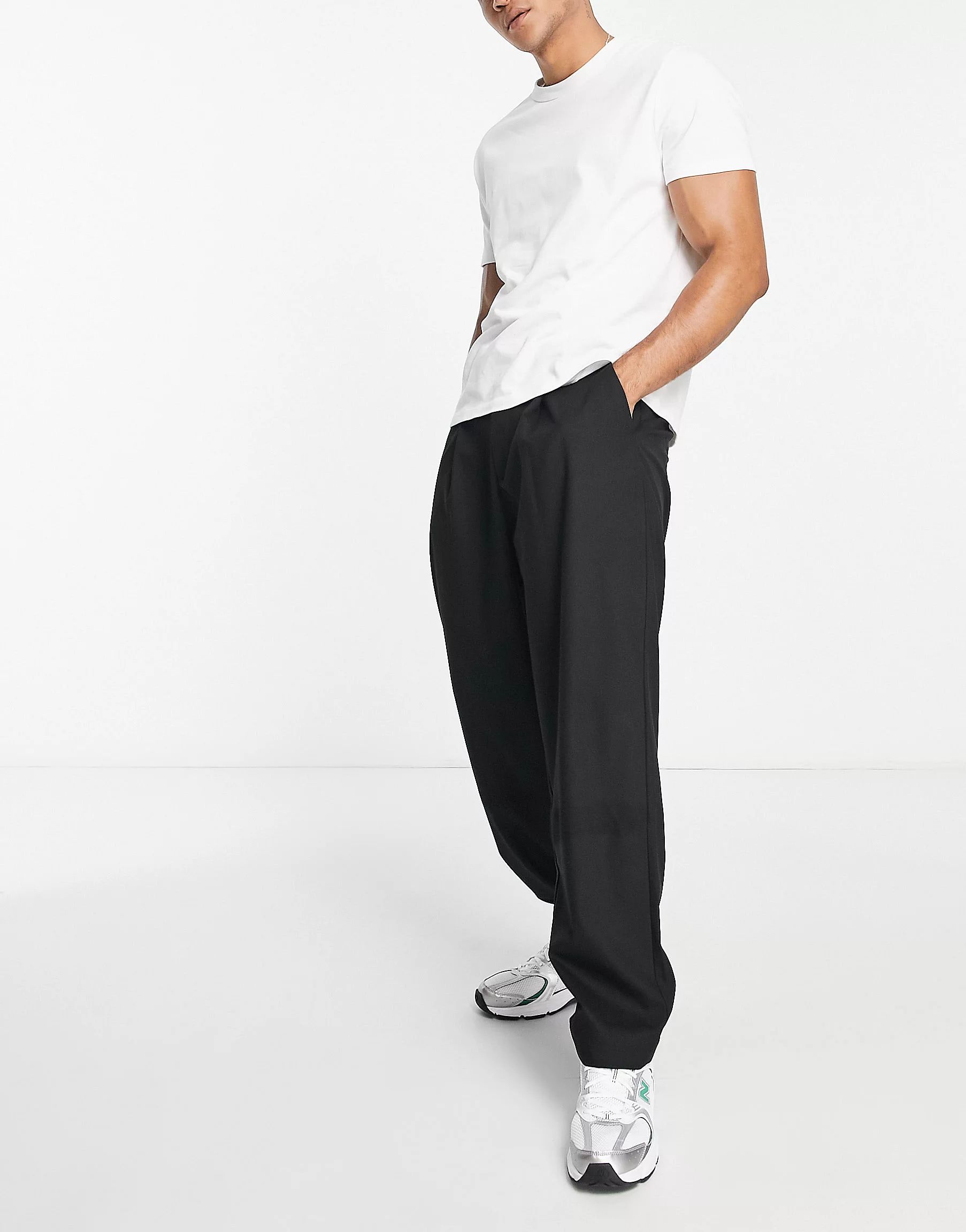 Bershka wide fit pleated smart trousers in black | ASOS (Global)