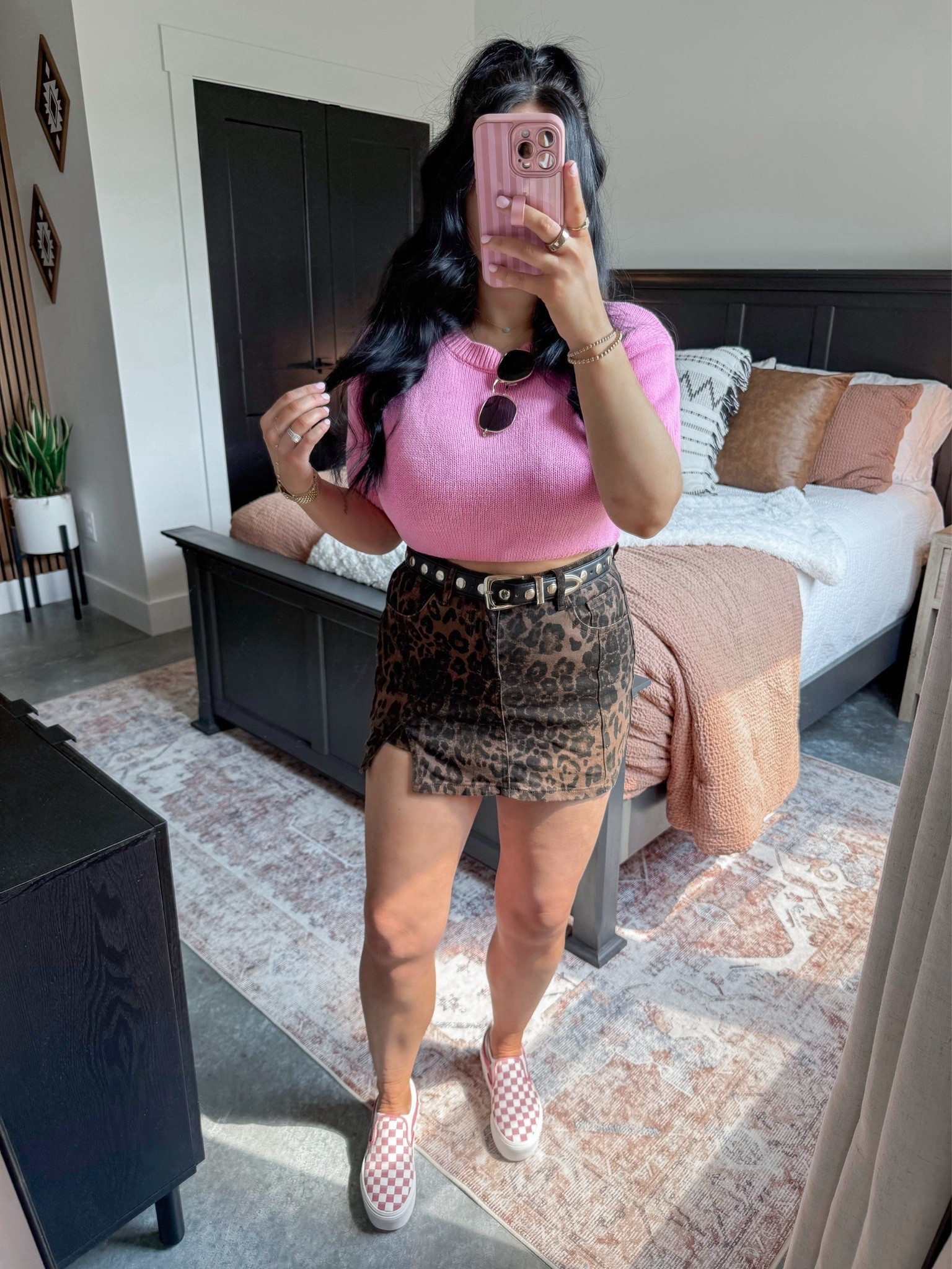 Edgy Summer Outfit 🐆

Sweater Top - small
Skort - small (brown leopard option)
Belt - 27-31