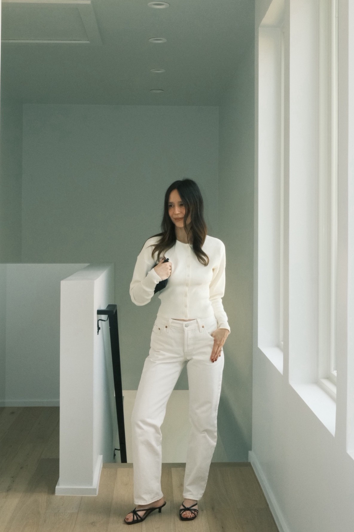 Date night outfit #falloutfit #datenightoutfit #cardigan #levis501 #jeans 

#LTKSeasonal #LTKPetite #LTKStyleTip