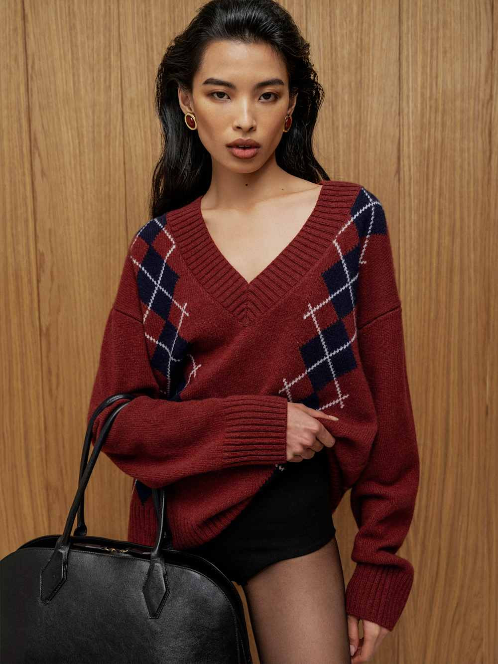 Jadey Cashmere Oversized V-neck Sweater | Reformation (Global)