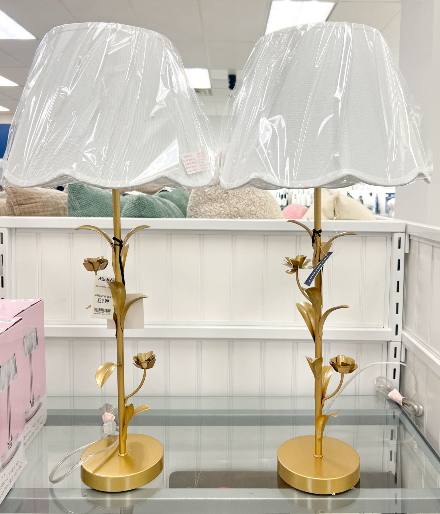 Marshall finds!!! Gold flower accent table lamp -

Marshall’s, marshall finds, table lamp, gold lamp, flower lamp, scalloped shade, gold decor, buffet lamp, decor, nursery, nursery decor 

#LTKHome #LTKFindsUnder50