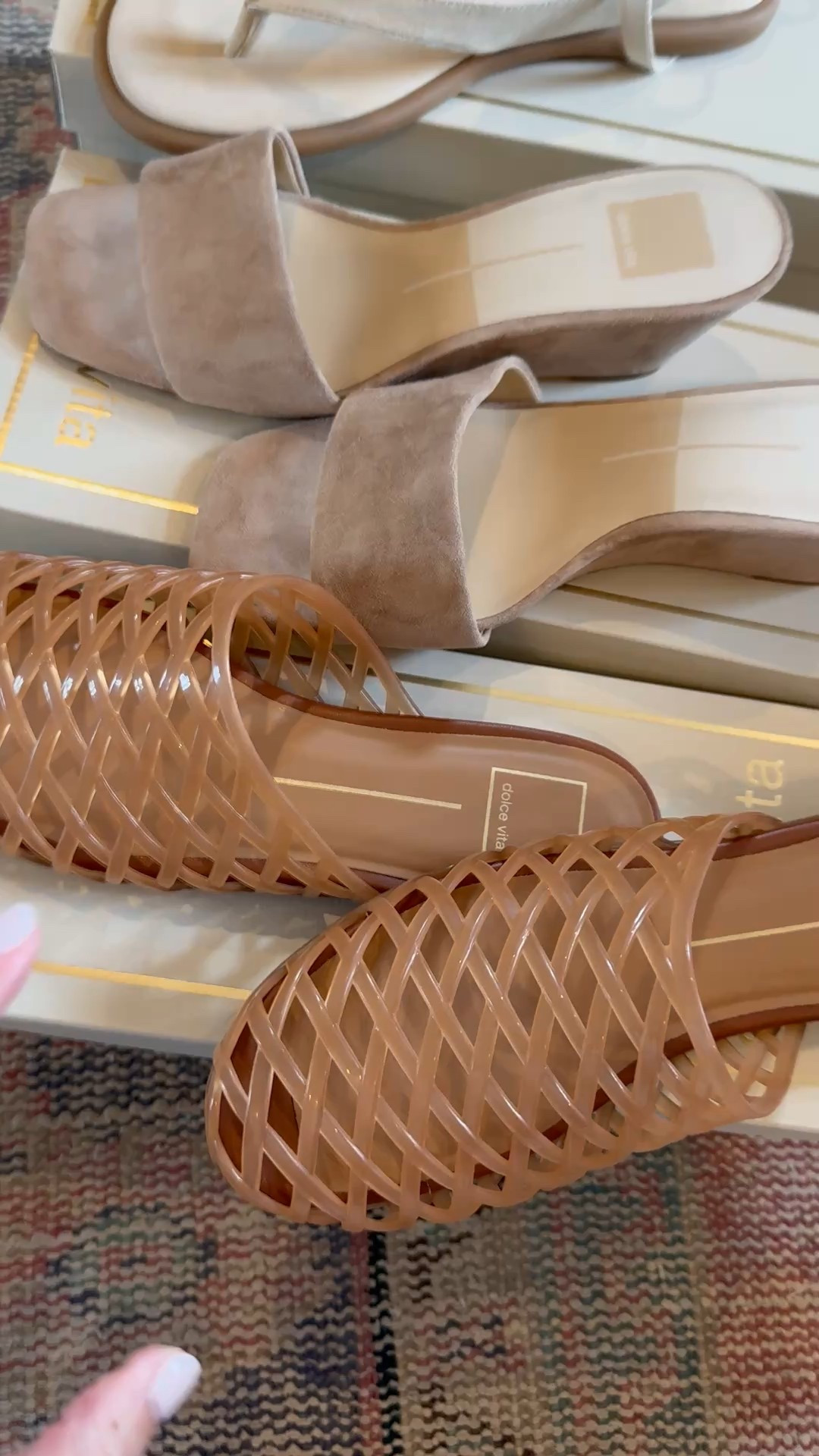 The sunshine has me in the mood for spring shoes… Dolce Vita is always a win. Let’s talk through each of these styles… I’m in a size 8 and all.


#LTKSeasonal #LTKmomlife #LTKOver40