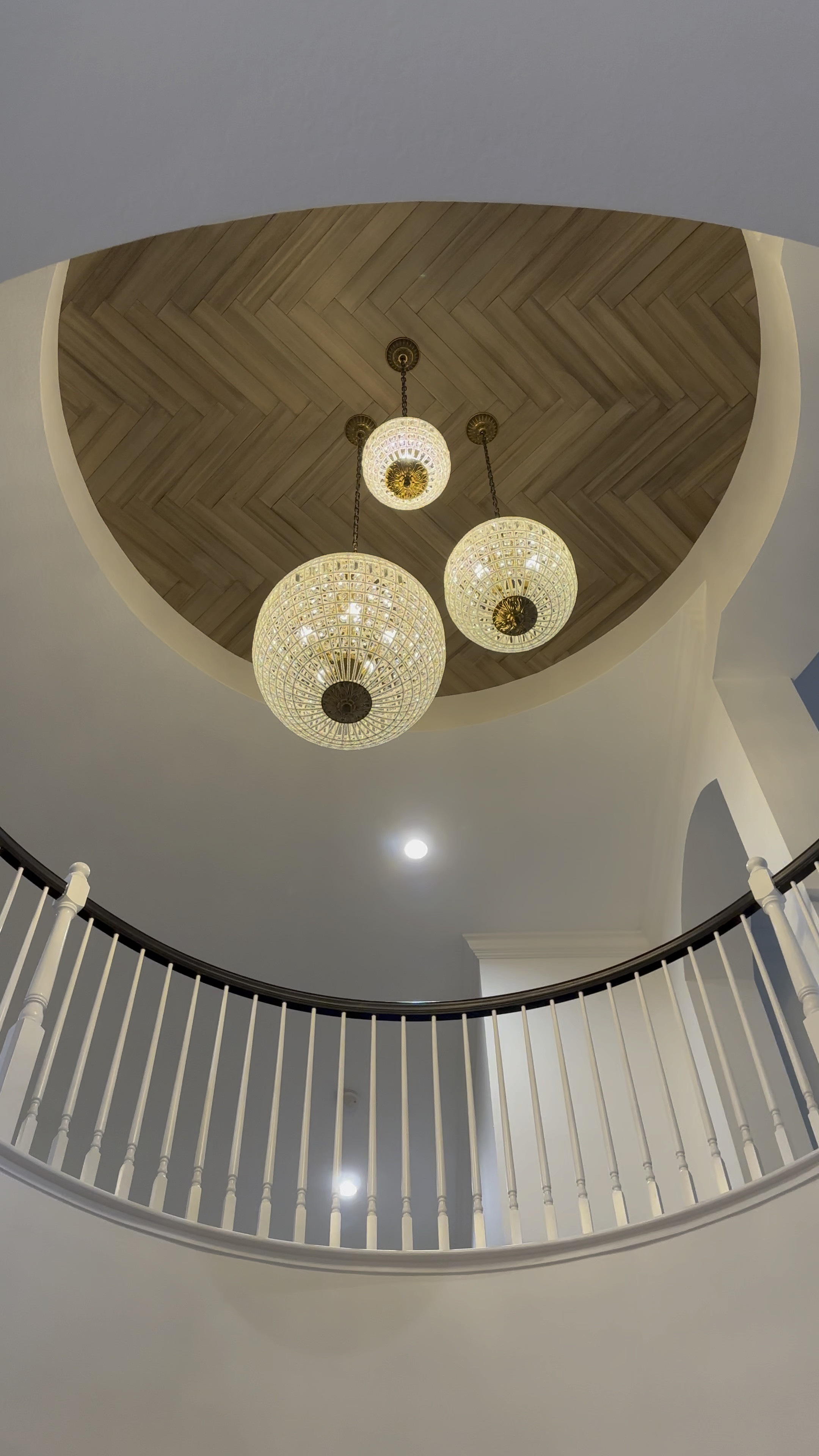 Entryway chandeliers • statement lighting • vintage inspired lighting • crystal globe lights • crystal and brass chandelier • entryway decor • home decor • 

#LTKVideo #LTKhome #LTKstyletip