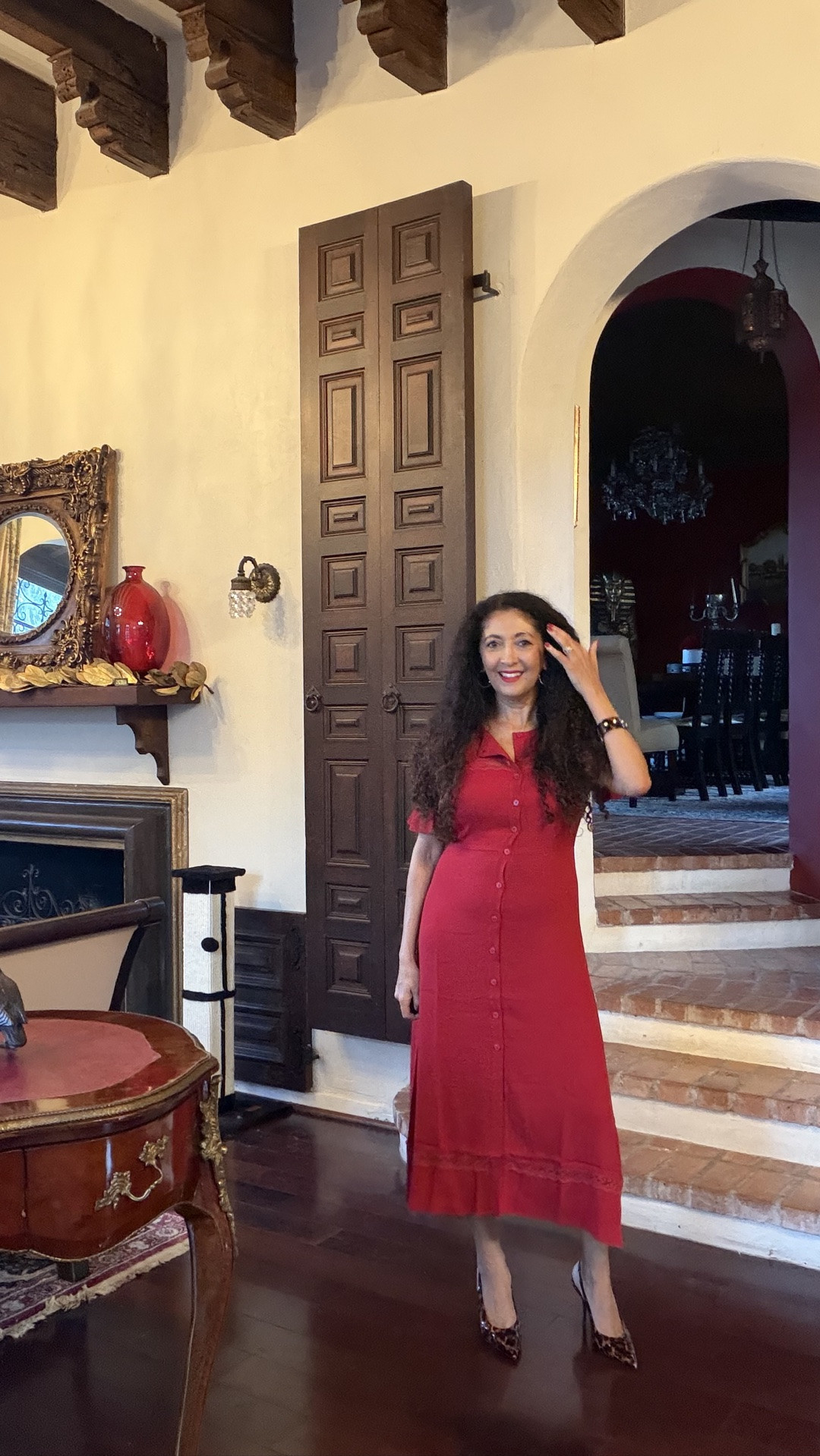 The Romantic Edit, from Quince. This brand is not just for modern classics and wardrobe basics anymore. Shop my favorite romantic pieces for fall in colors like garnet and passion pink.