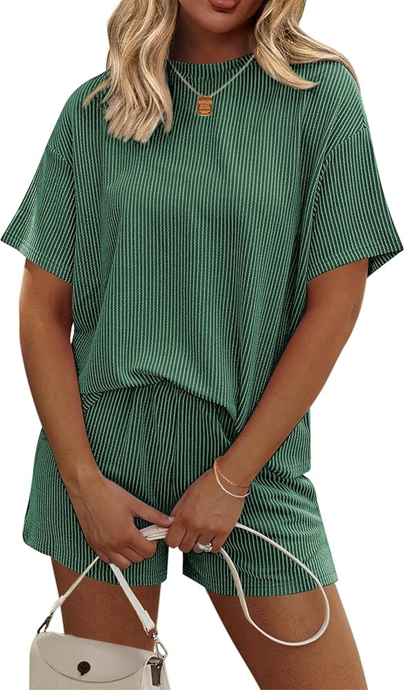 Ekouaer Womens Pajama Sets Short Sleeve Lounge Sets 2 Piece Pjs Tops and Shorts Outfits Matching ... | Amazon (US)