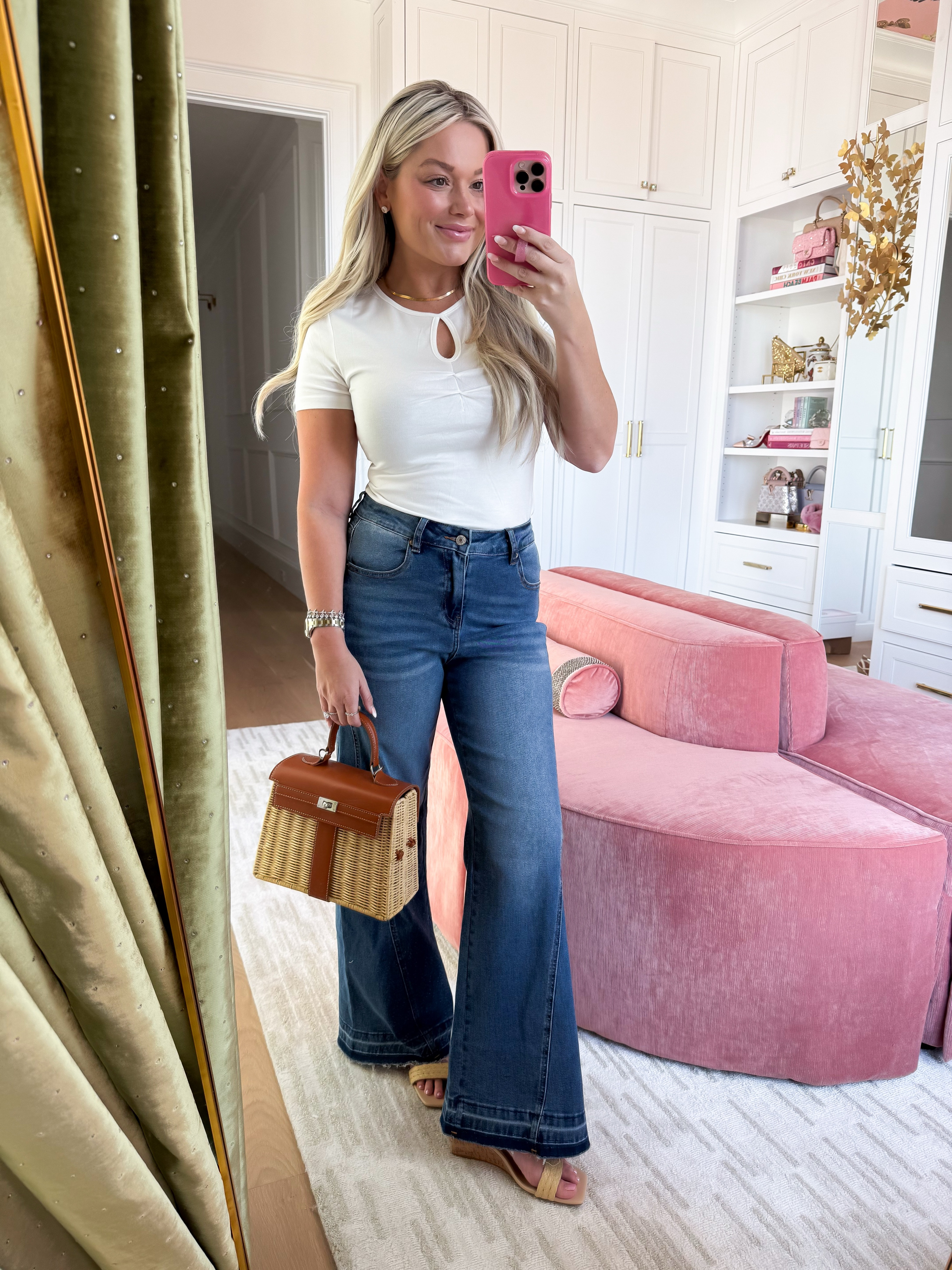 Easy layering basic top 

#LTKootd #LTKgrwm