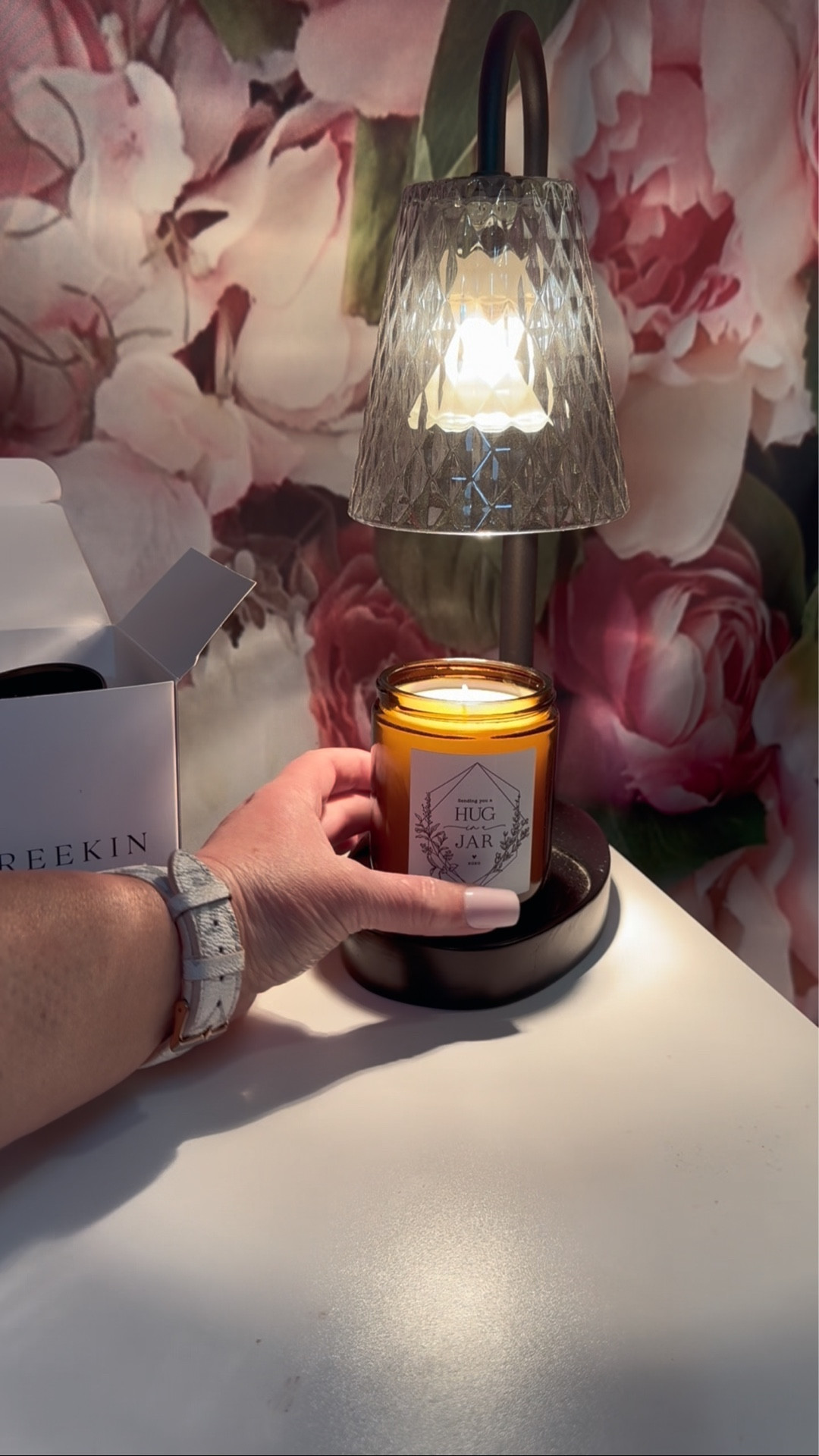 If you love candles but hate how fast they burn… you need this 👇🏼

This candle lamp melts the wax evenly, no smoke, no wasted candle 🙌🏼
And yes… it makes your space feel like a whole mood ✨

Linked my exact setup here 🤍

#LTKHome #LTKselfcare #LTKMothersDay