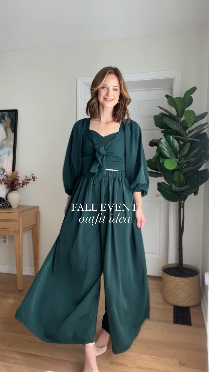 2 piece set : wearing s 

Fall wedding guest // date night outfit // anniversary outfit // winter wedding guest 

#LTKwedding #LTKSeasonal #LTKHoliday