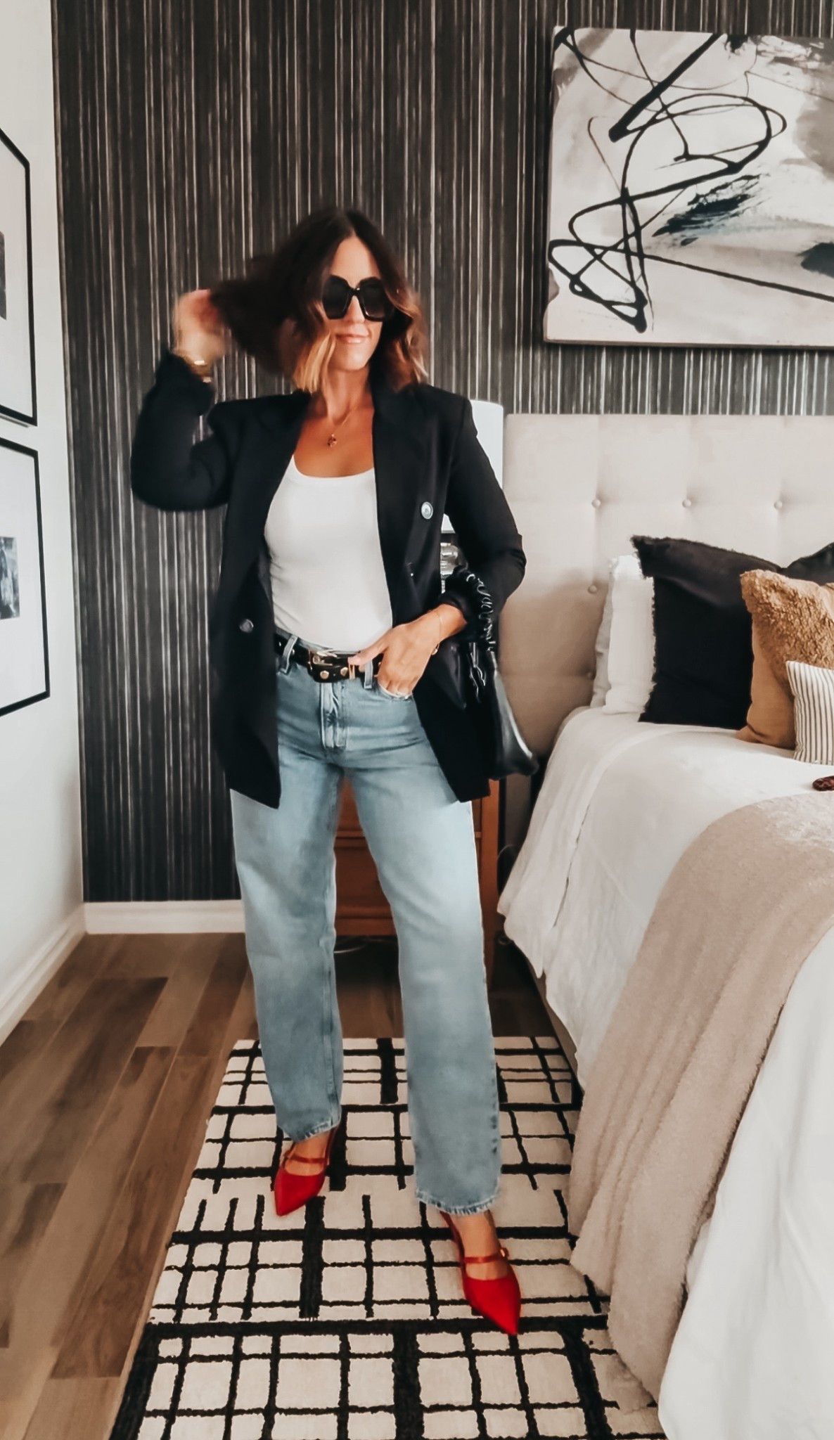Pinterest inspired outfit idea! 

- Black blazer, white tank, jeans, and red heels! Everything linked below! 👠 

Tank - small
Jeans - 27 tts
Blazer - small 

Business casual, blazer outfit idea, dressy, casual, fall outfit idea, basic outfit, statement shoes, fashion over 40

#LTKFindsUnder50 #LTKStyleTip #LTKOver40