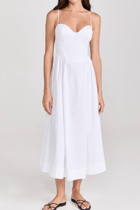 Great white dress 
Good graduation dress option 

#LTKStyleTip