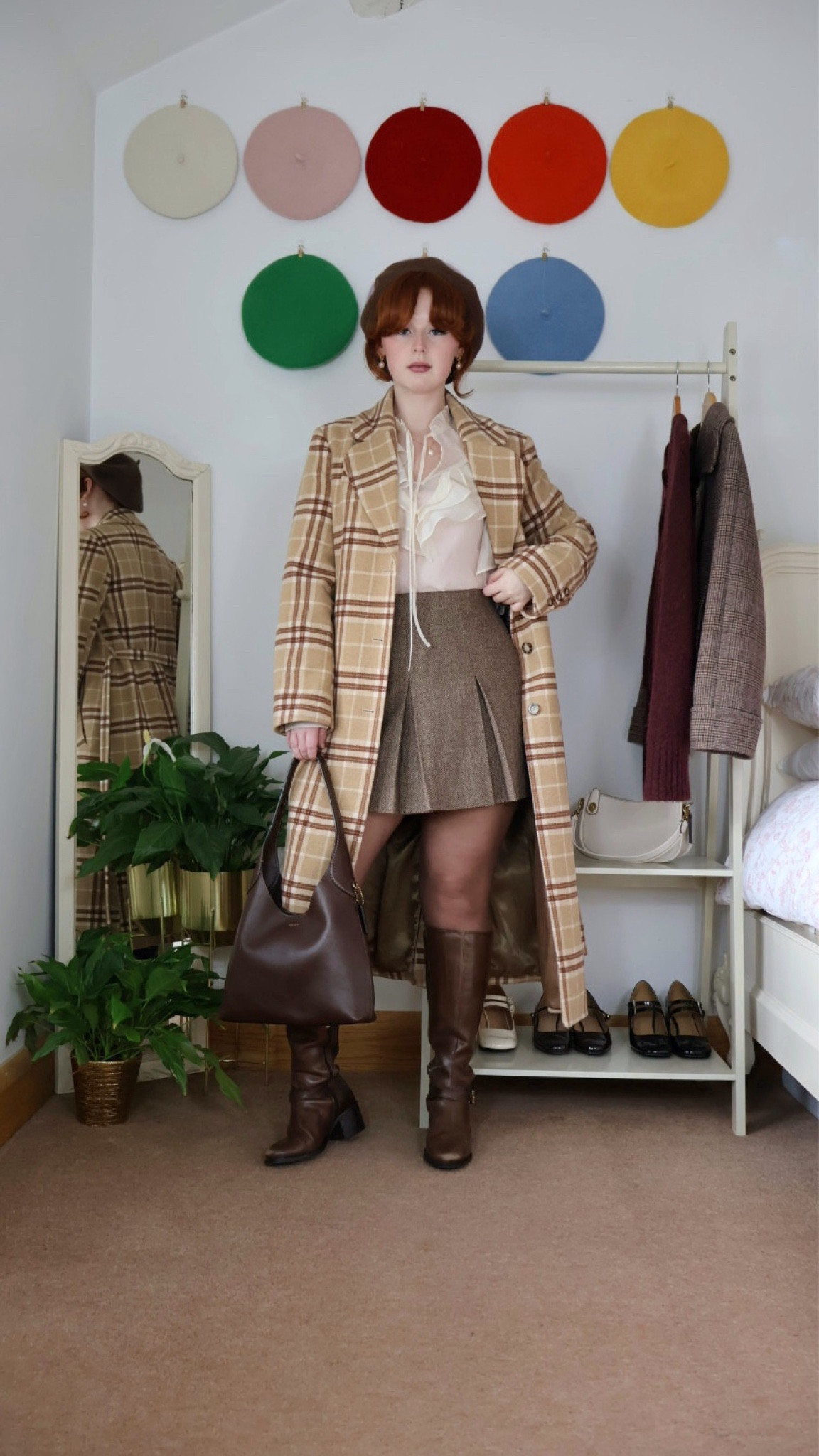 🧸⛸️❄️

#LTKSeasonal #LTKItBag #LTKFindsUnder100