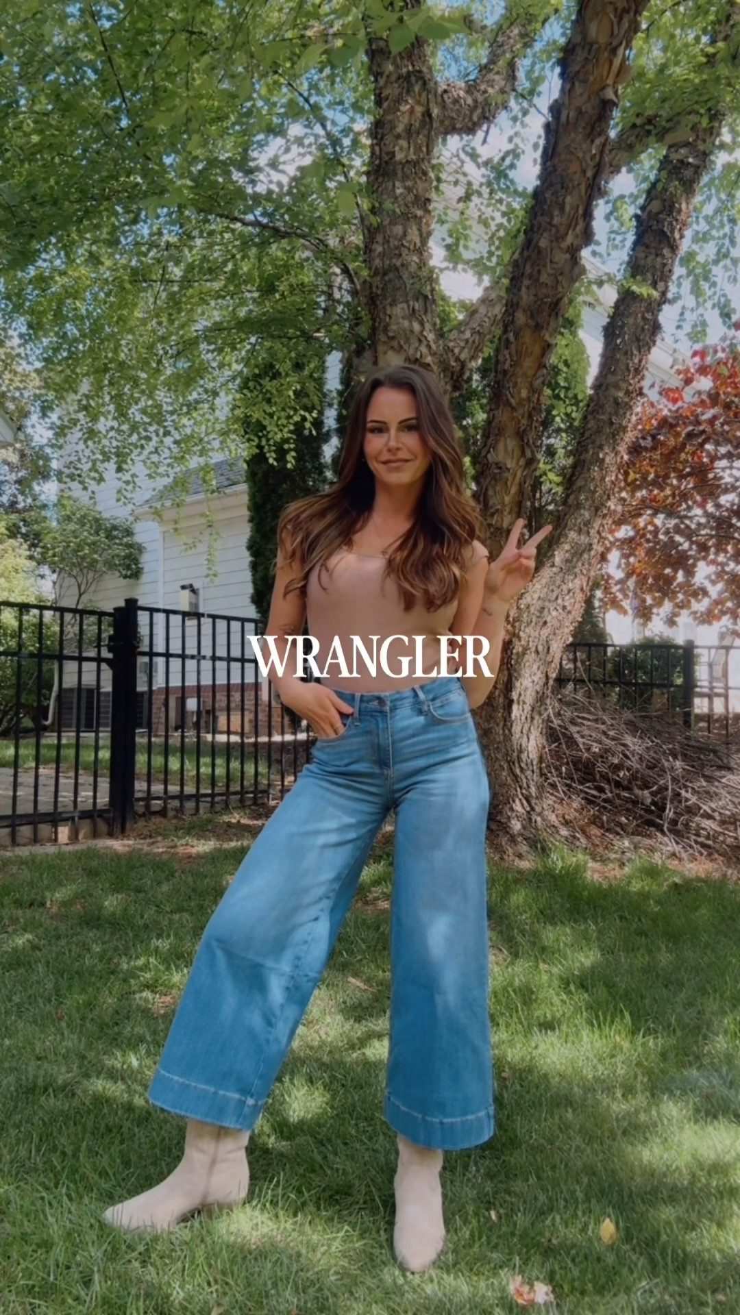 Loveeee these BESPOKE jeans from @Wrangler 💙🩵

Date night oufit + country concert oufit + day date outfit + casual outfit + summer oufit + mom outfit + work outfit 🫶

#LTKootd #LTKvlog #LTKSaleAlert