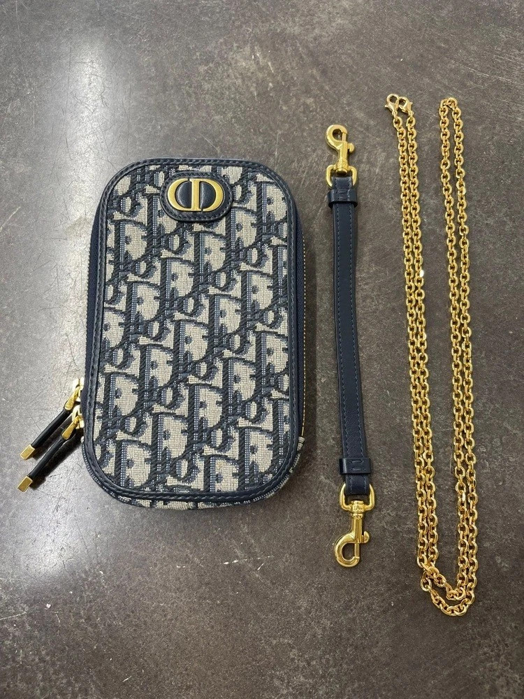 Dior 30 Montaigne Call'in Phone Holder | eBay US