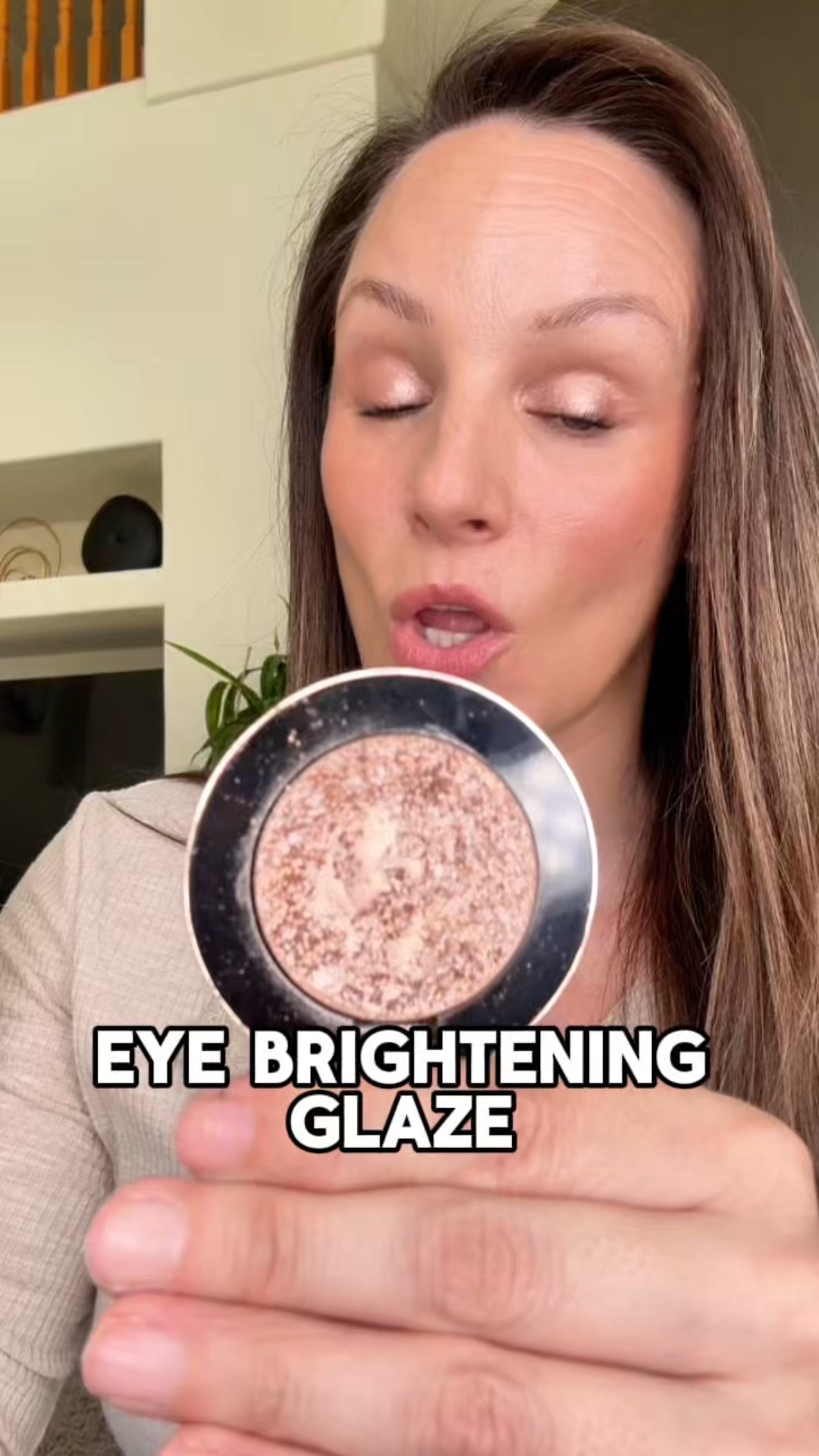  Make Beauty Glaze is that perfect wearable multichrome — pink, champagne, and pearlescent shifts that look stunning from every angle. Blend it sheer or pack it on for a foil finish. The texture is buttery and luxe.

#makebeauty #multichromeeyeyeshadow #beautyover40 #eyeshadow

#LTKBeauty #LTKOver40