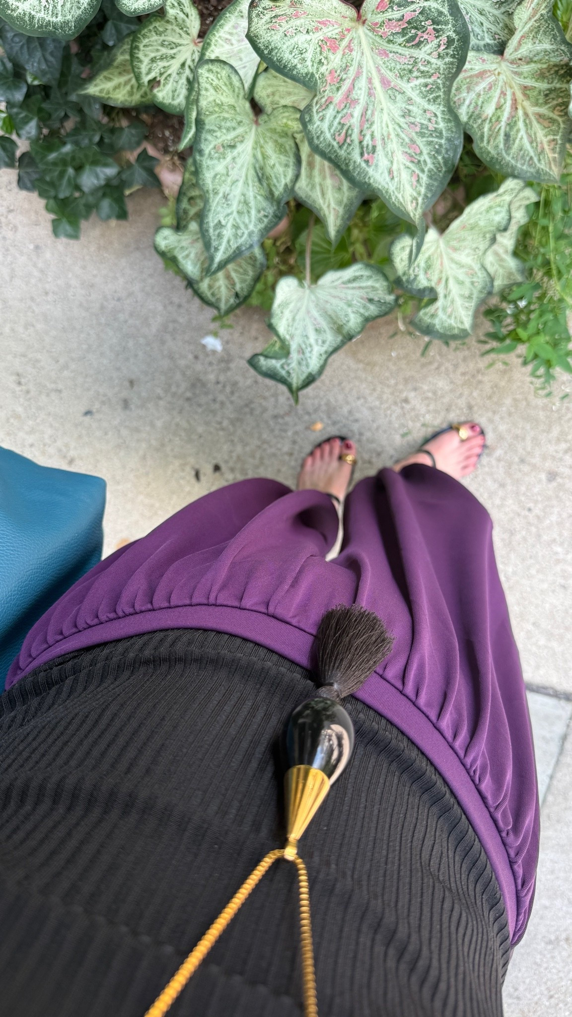 OOTD! S tank, XS @Zara pants,c sandals TTS—@Cuyana tote is so spacious and fits laptop, notebook, water bottles and much more!

genie pants outfit, balloon pants outfit

#LTKootd #LTKgrwm #LTKSeasonal