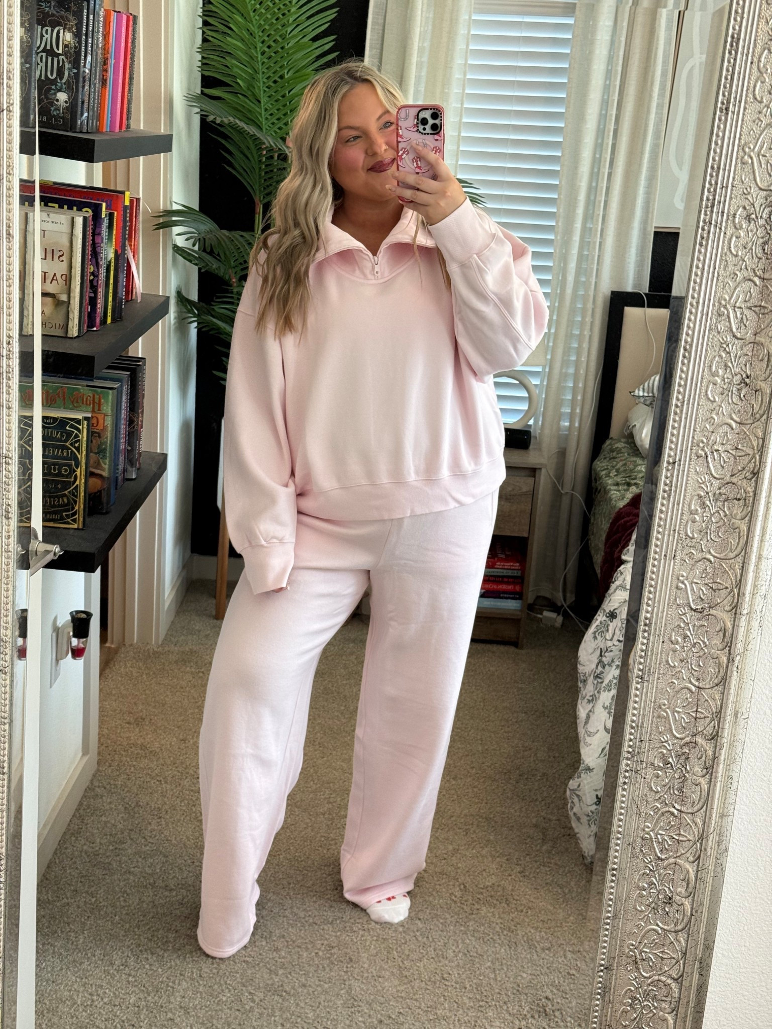 Xxl top
Xl long bottom 

#LTKTall #LTKPlusSize #LTKMidsize