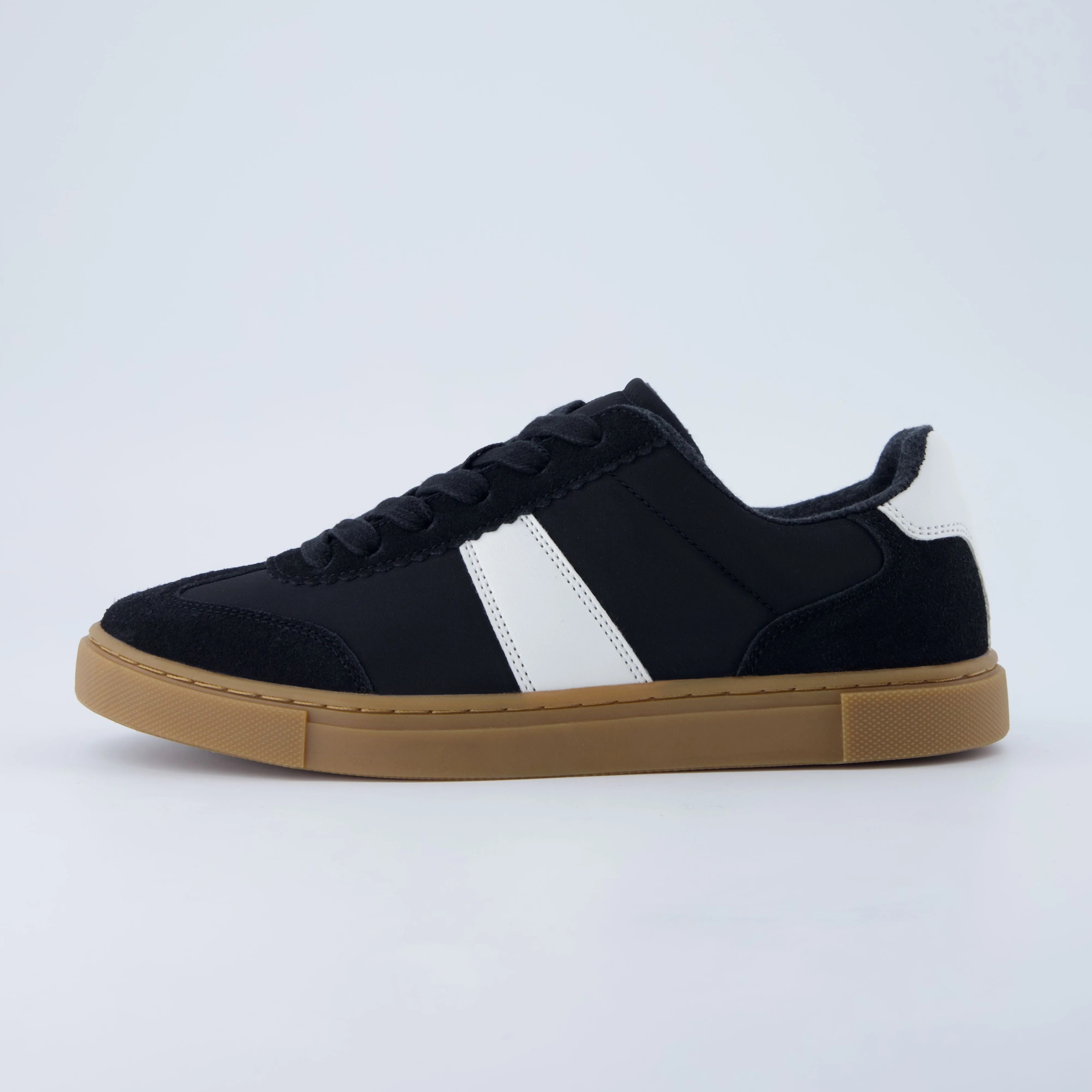 Balance Lace Up Sneaker | Cushionaire