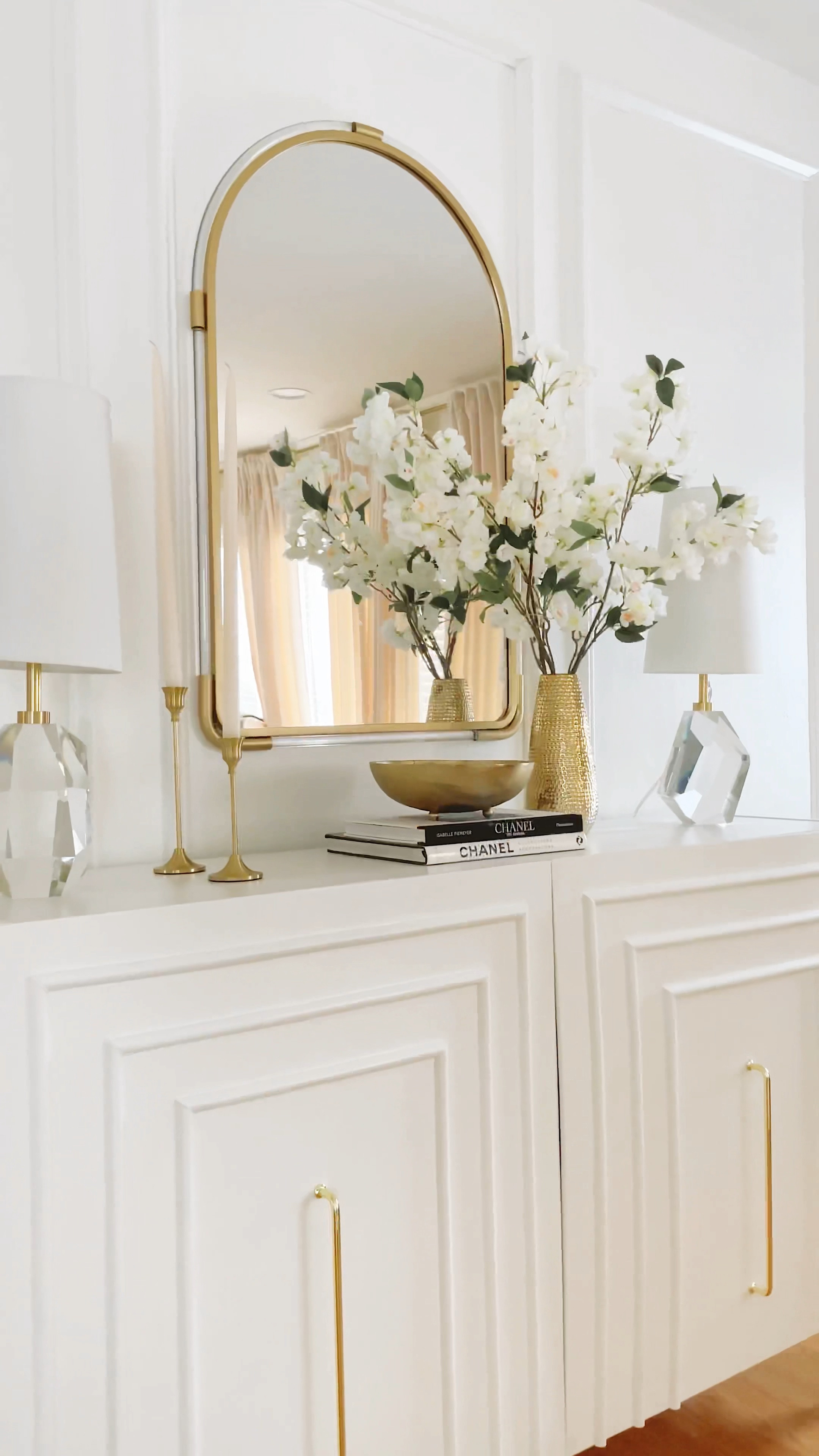 Entry way styling 
#entryway  #homedecor #studiomcgee

#LTKFind #LTKU #LTKhome