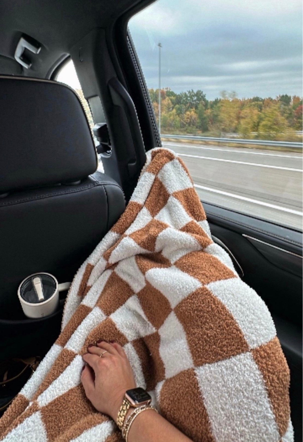 My favorite Amazon blanket! One of the softest blankets I own

#LTKdayinmylife #LTKHome #LTKselfcare